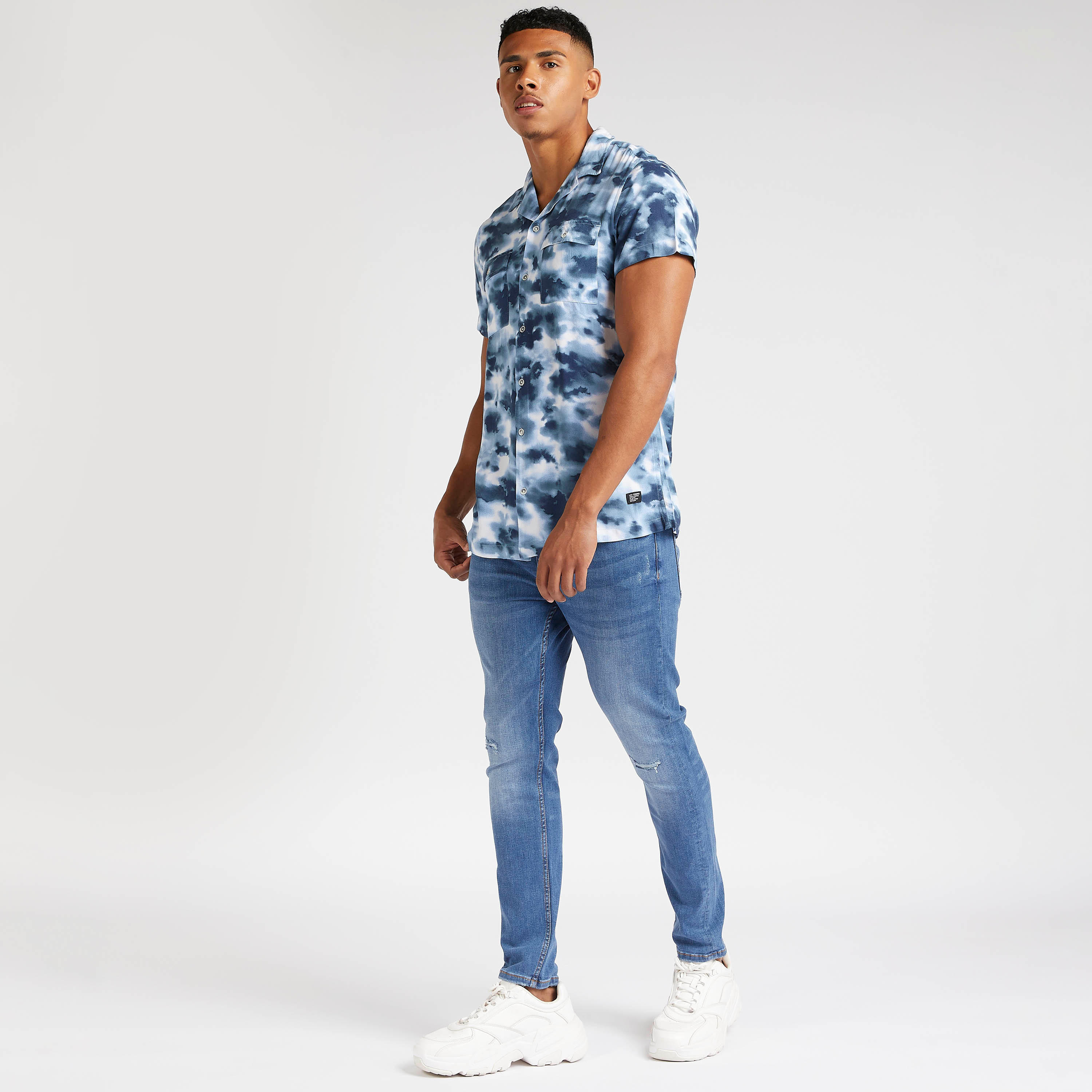 بنطلون جينز مضلّع بأطراف ضيّقة وخصر متوسط الارتفاع من لي كوبر-men-clothing-bottoms-jeans-image-2