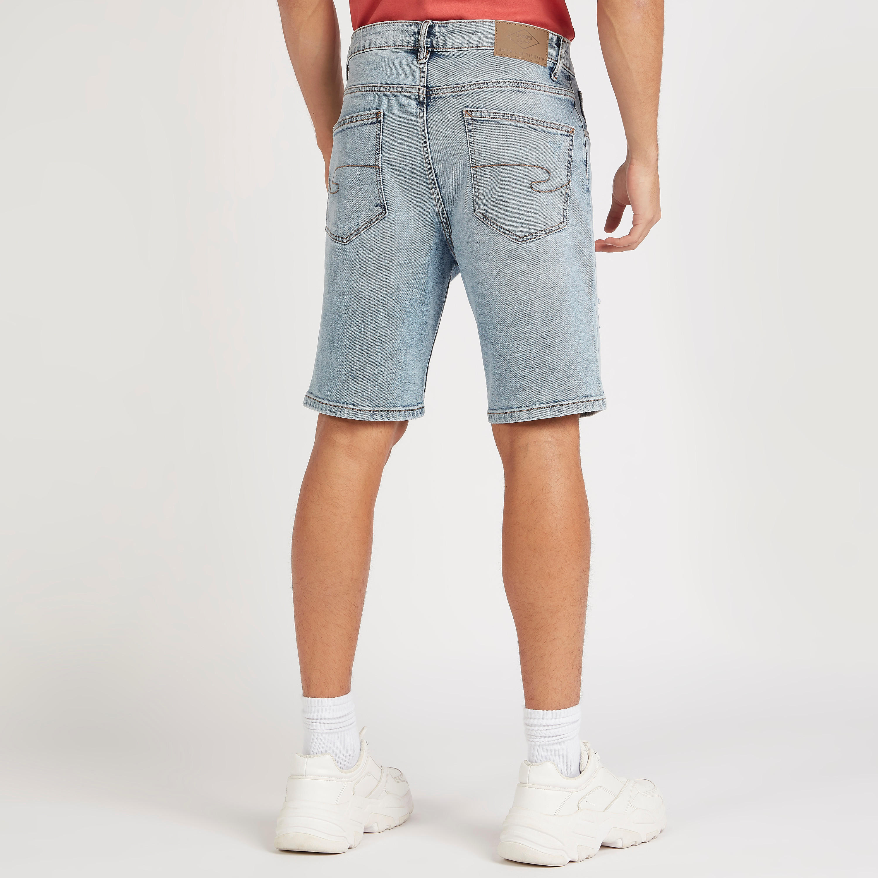 شورت دنيم مضلّع بجيوب من لي كوبر-men-clothing-bottoms-shorts-image-4
