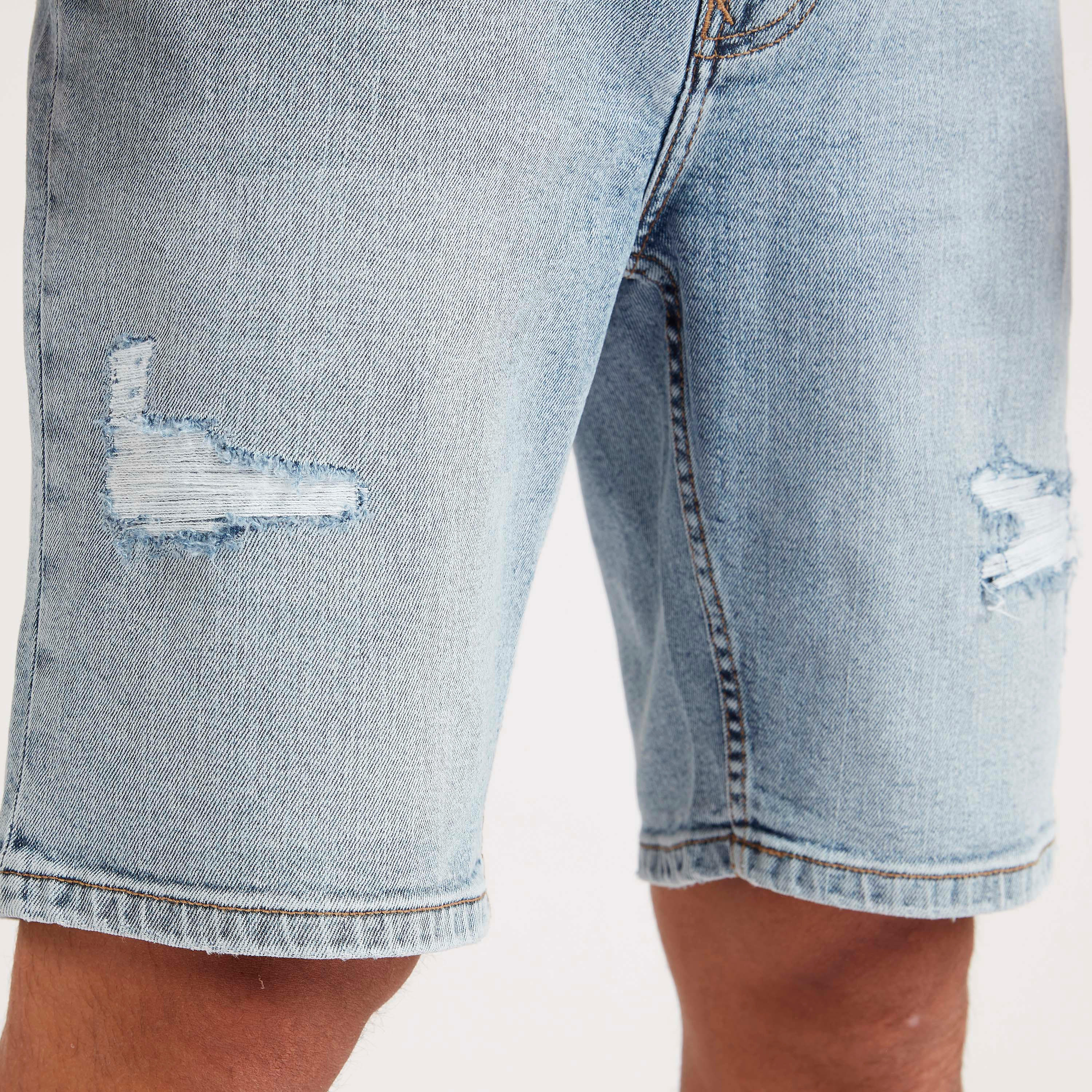 شورت دنيم مضلّع بجيوب من لي كوبر-men-clothing-bottoms-shorts-image-5