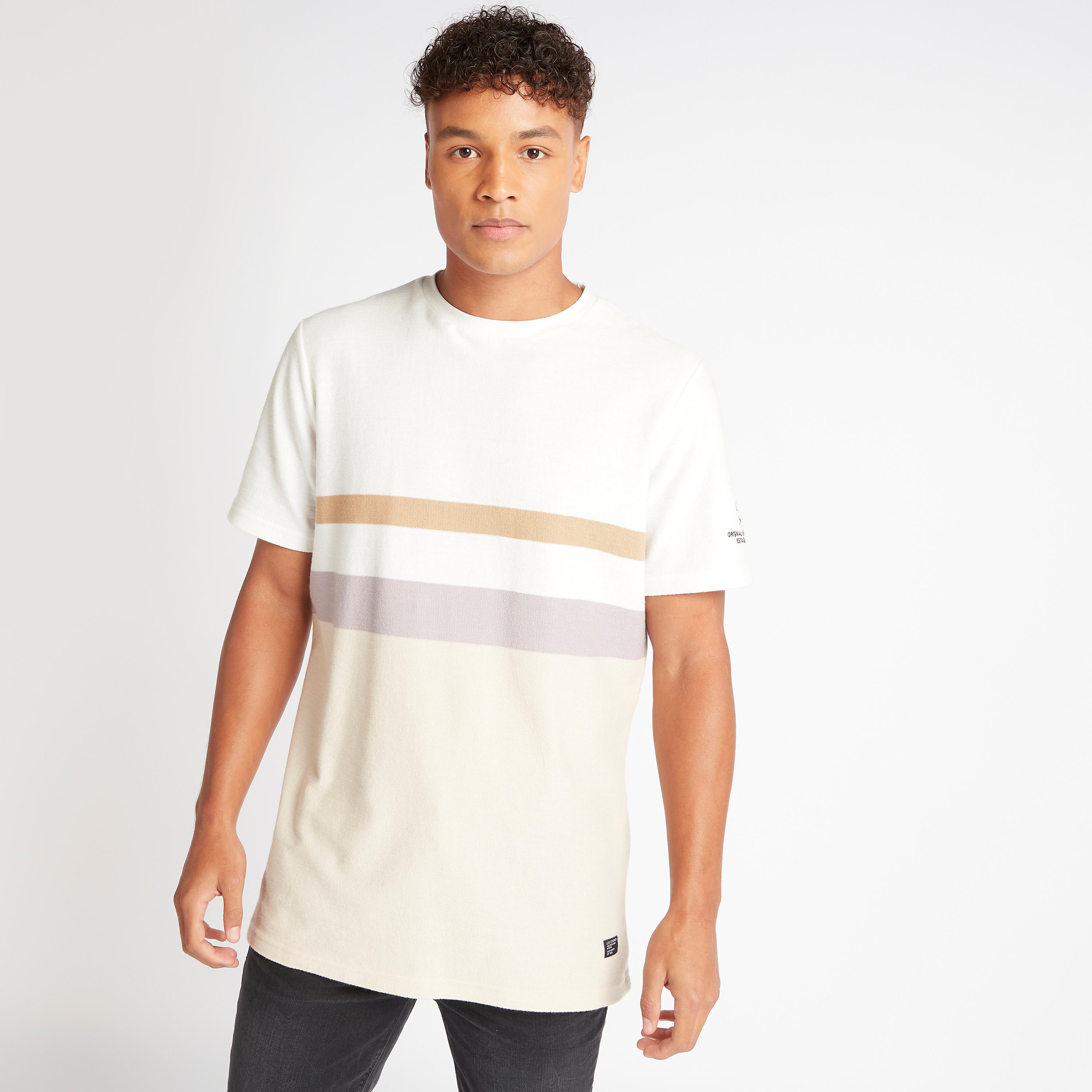 تيشيرت مخطّط بياقة ضيّقة من لي كوبر-men-clothing-tshirtsandpolos-tshirts-image-8