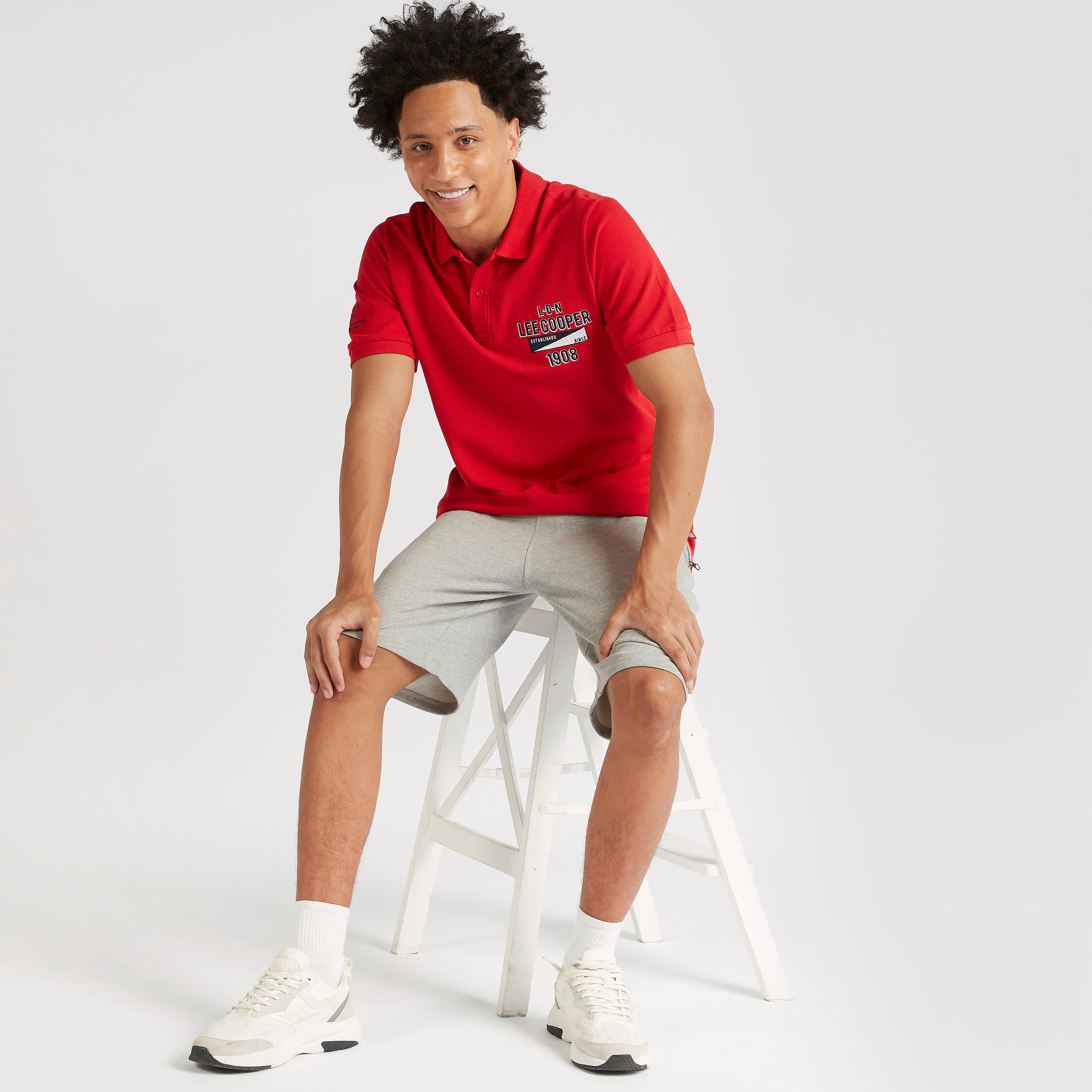 تيشيرت بولو مطرّز بأكمام قصيرة من لي كوبر-men-clothing-tshirtsandpolos-polos-image-1