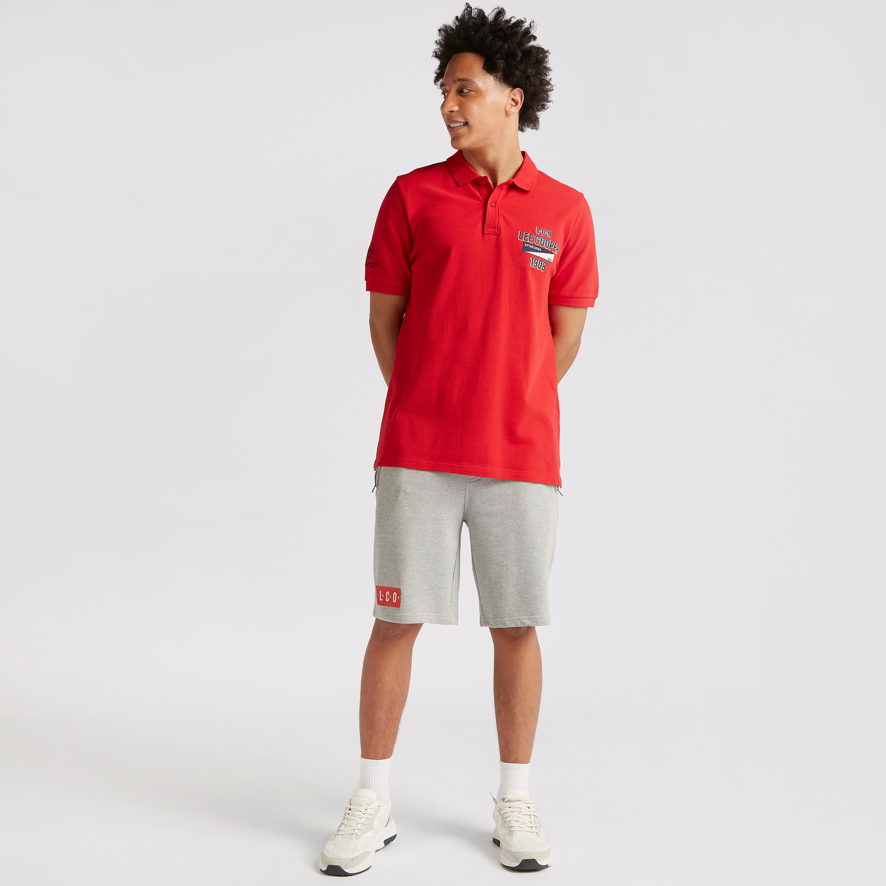 تيشيرت بولو مطرّز بأكمام قصيرة من لي كوبر-men-clothing-tshirtsandpolos-polos-image-2