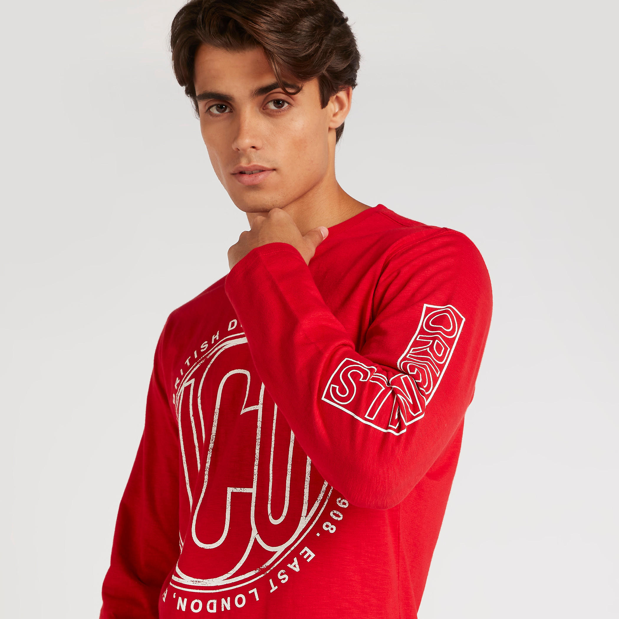 تيشيرت بأكمام طويلة وطبعات من لي كوبر-men-clothing-tshirtsandpolos-tshirts-image-4