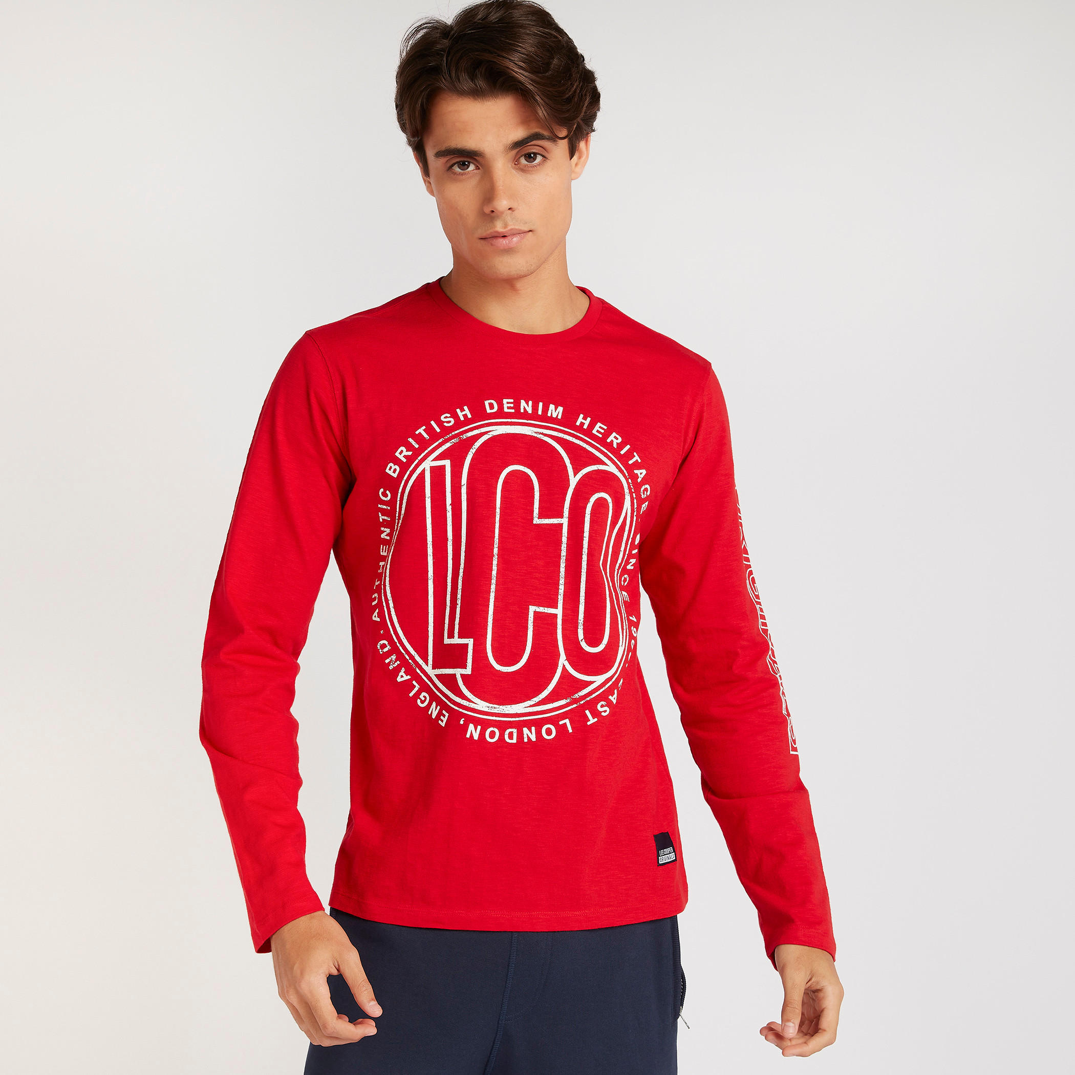 تيشيرت بأكمام طويلة وطبعات من لي كوبر-men-clothing-tshirtsandpolos-tshirts-image-2