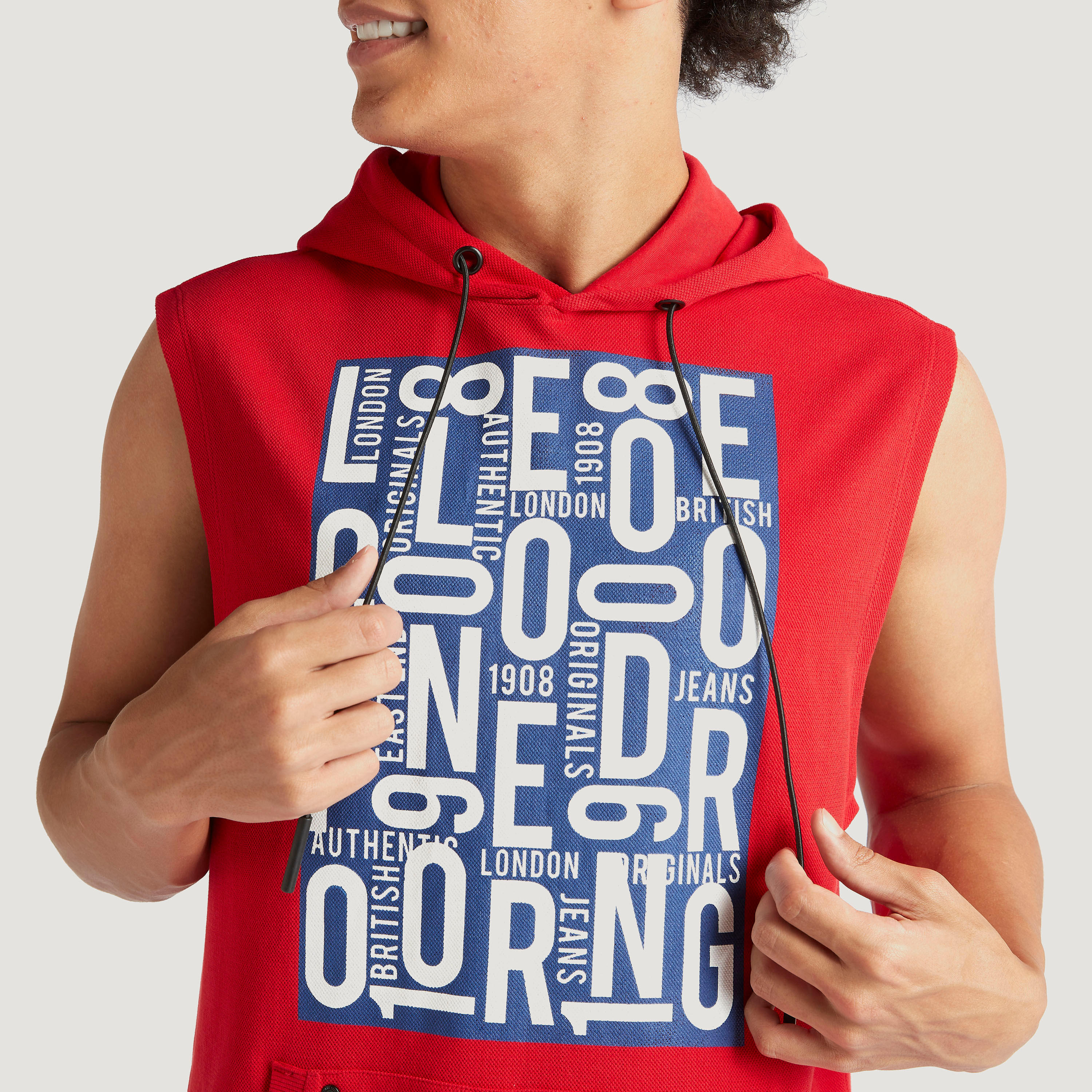 هودي دون أكمام بطبعات وجيب كنغر من لي كوبر-men-winterwear-hoodiesandsweatshirts-image-3
