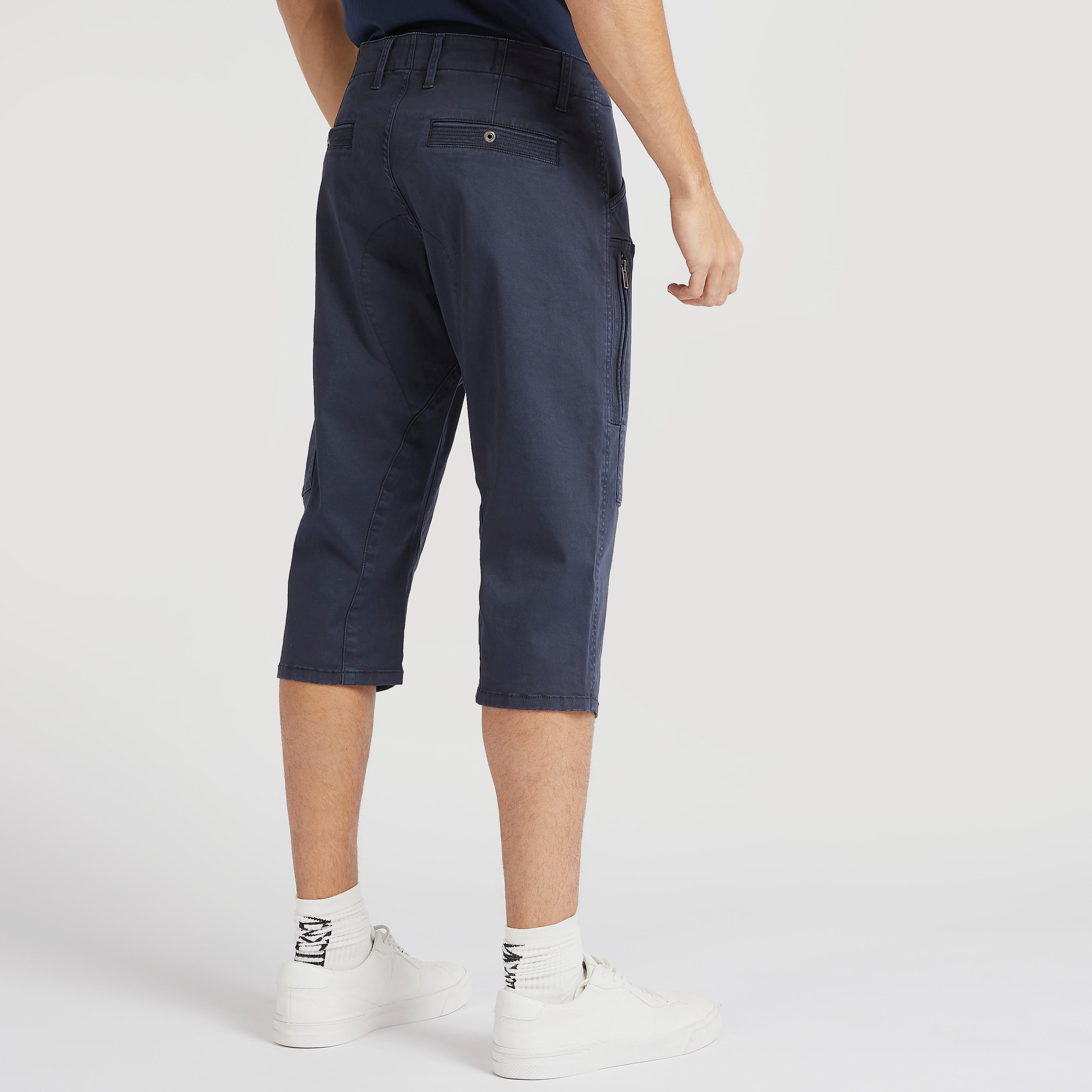 Lee Cooper Solid Mid-Rise Capri Cargo Pants-men-clothing-bottoms-shorts-image-4