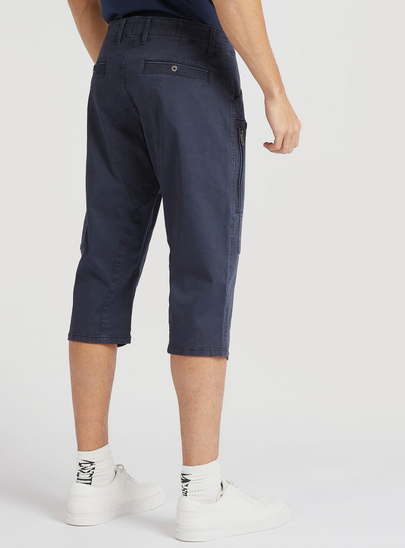 Lee Cooper Solid Mid-Rise Capri Cargo Pants-men-clothing-bottoms-shorts-image-4