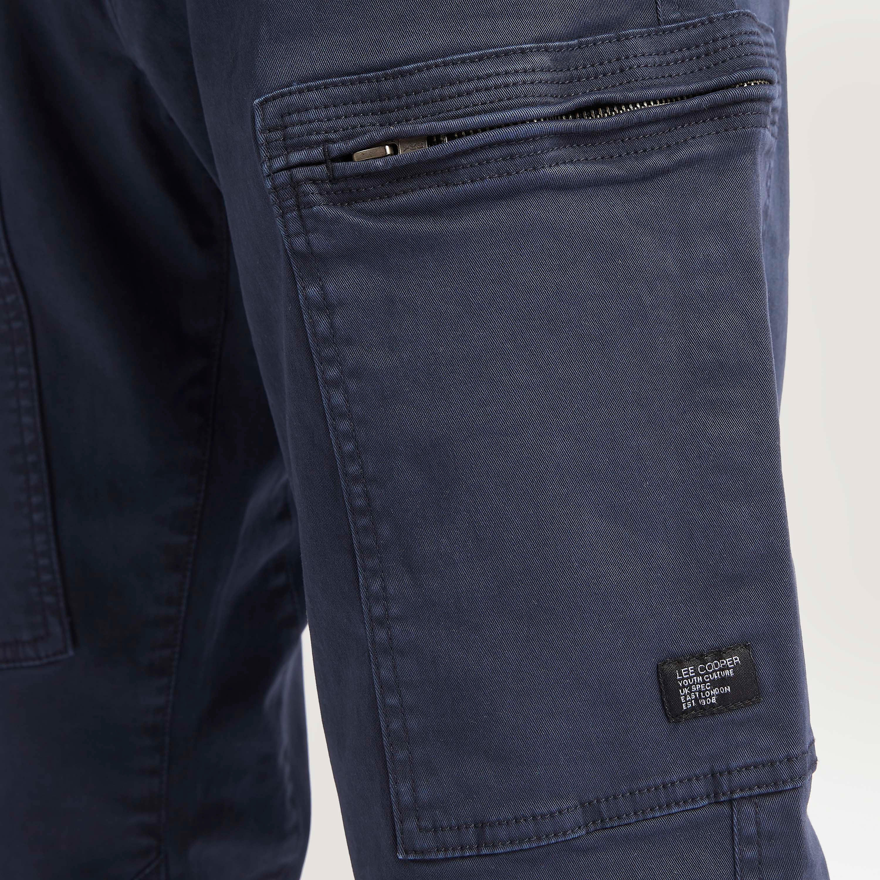 Lee Cooper Solid Mid-Rise Capri Cargo Pants-men-clothing-bottoms-shorts-image-5