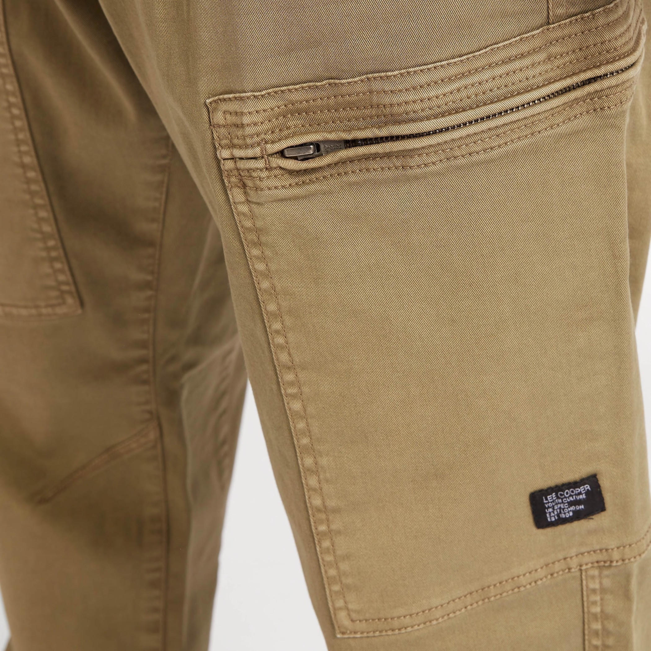 بنطللون كارجو من لي كوبر-men-clothing-bottoms-trousersandchinos-chinos-image-5