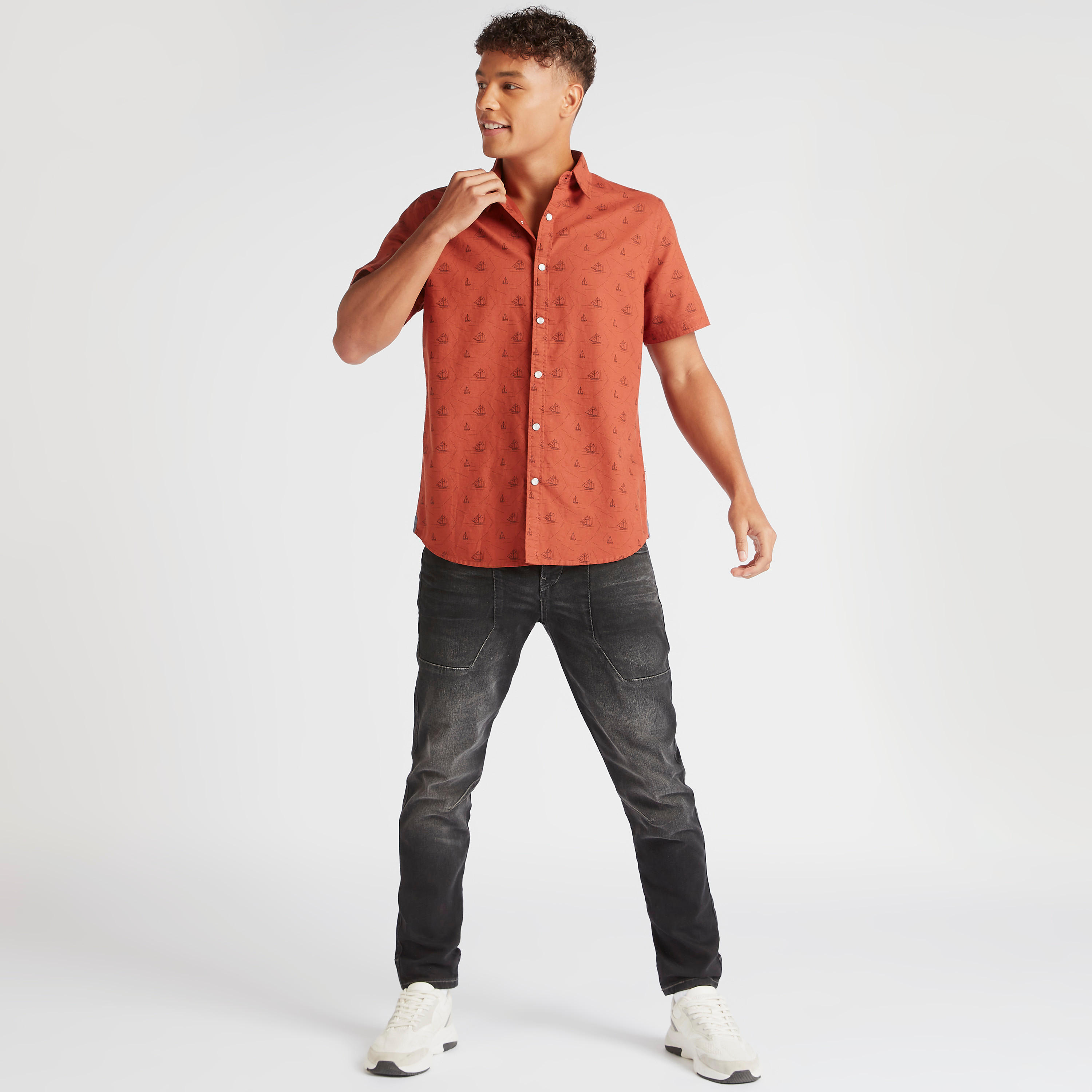 قميص بأكمام قصيرة من لي كوبر-men-clothing-shirts-image-2