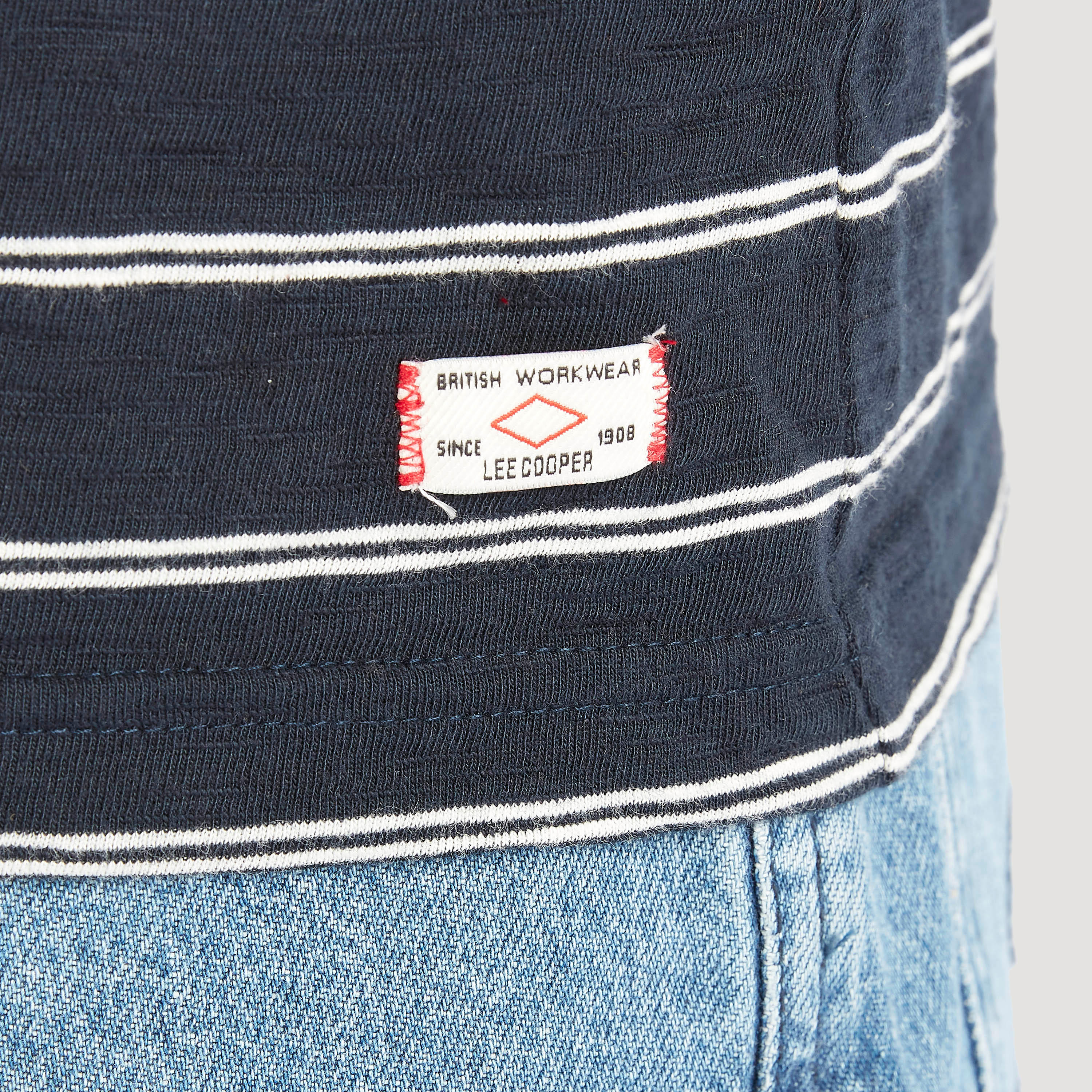 تيشيرت مقلّم بياقة هينلي وأكمام طويلة من لي كوبر-men-clothing-tshirtsandpolos-tshirts-image-6