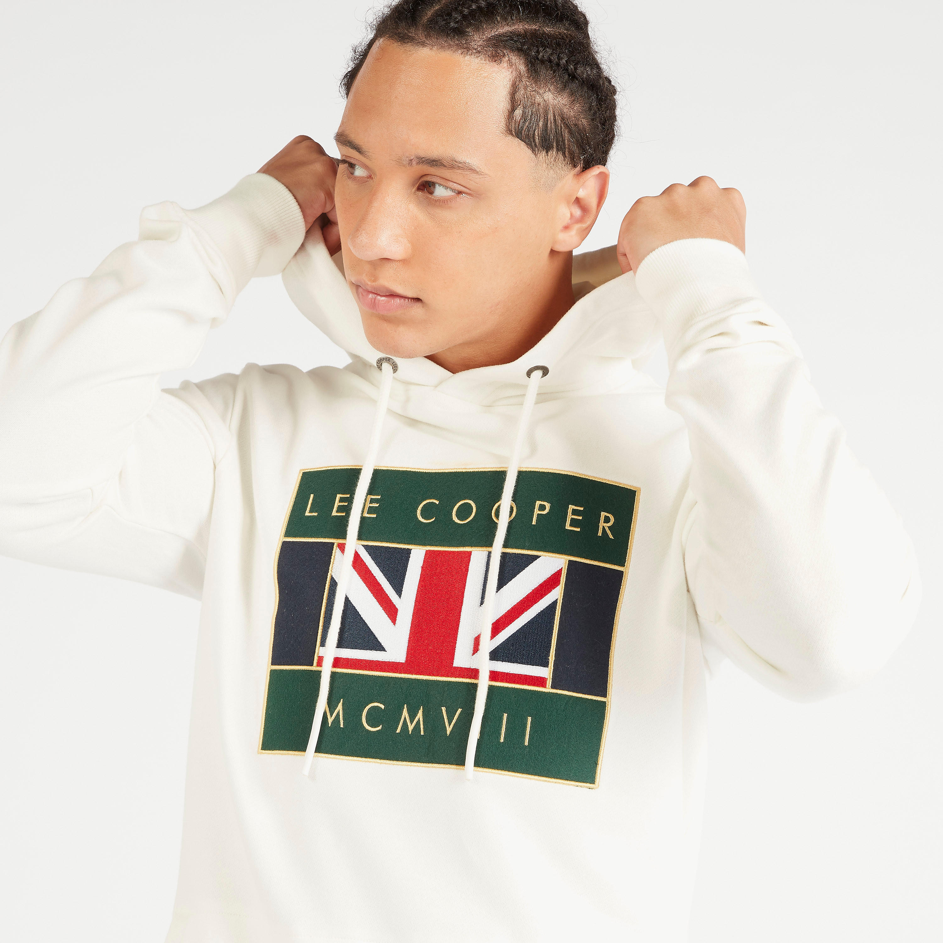 سويت شيرت مطرّز بقبّعة وأكمام طويلة من لي كوبر-men-winterwear-hoodiesandsweatshirts-image-3