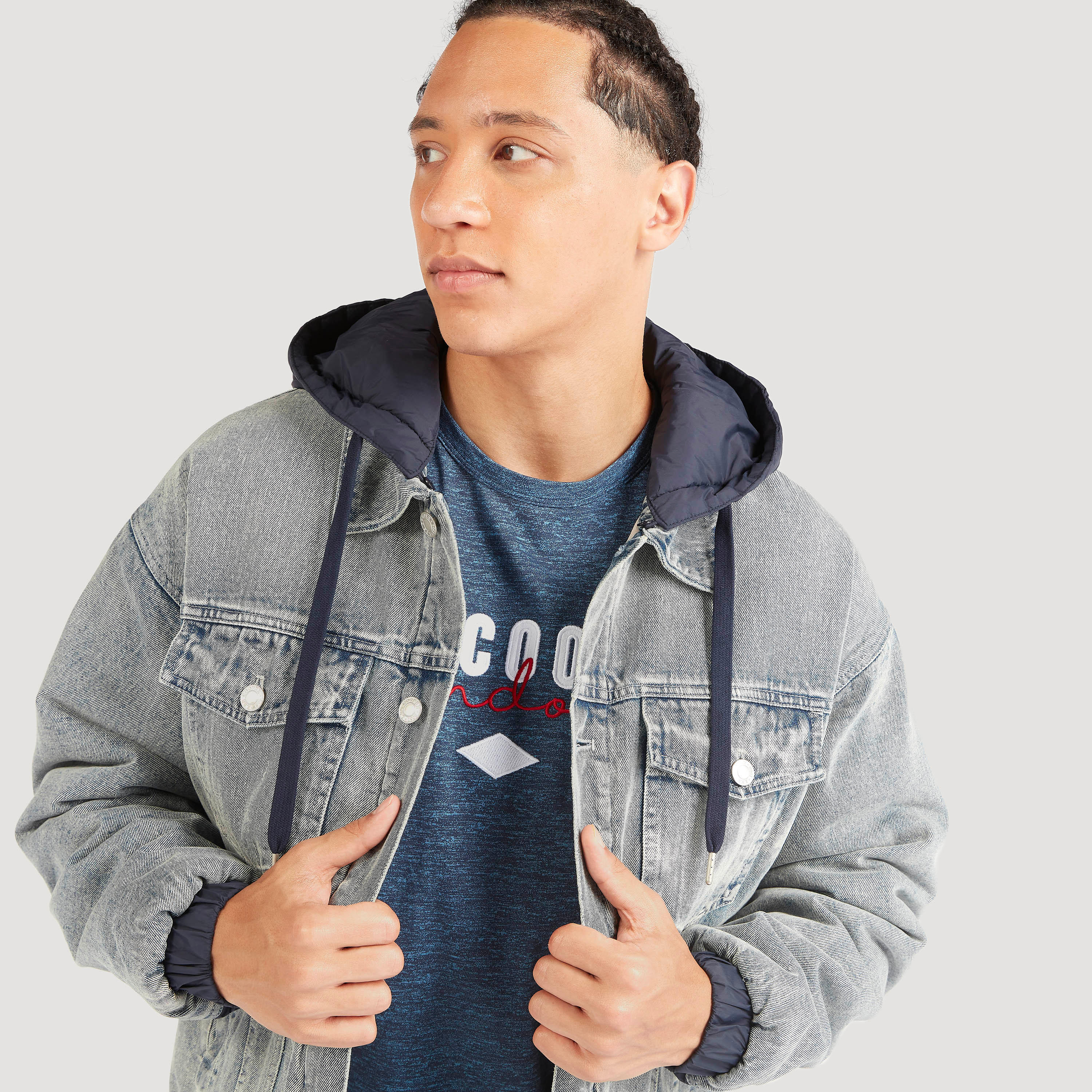 جاكيت بارز الملمس بقبّعة وجيوب من لي كوبر-men-clothing-jacketsandblazers-jackets-image-5