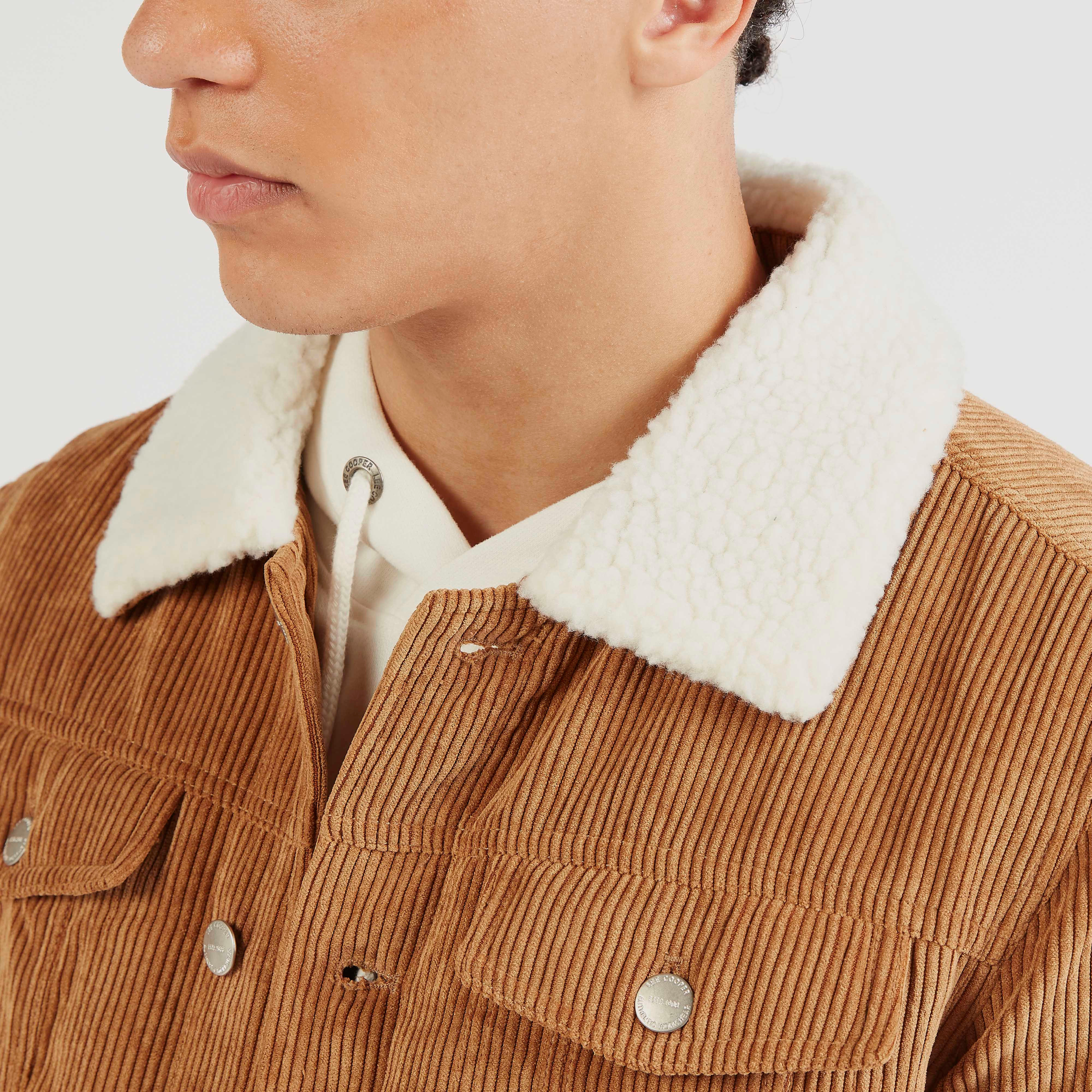 جاكيت بارز الملمس بأكمام طويلة وتفاصيل فرو من لي كوبر-men-clothing-jacketsandblazers-jackets-image-3