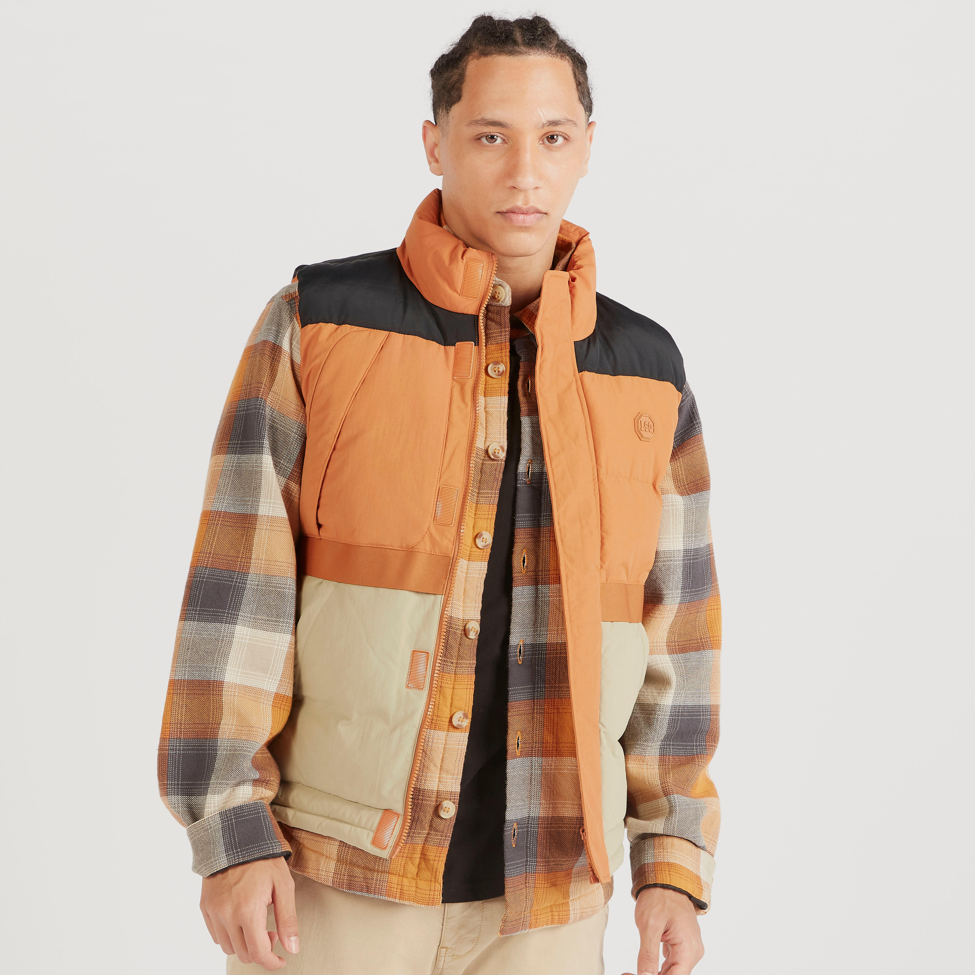 جاكيت جيليه سادة بدون أكمام بسحاب إغلاق من لي كوبر-men-clothing-jacketsandblazers-jackets-image-1