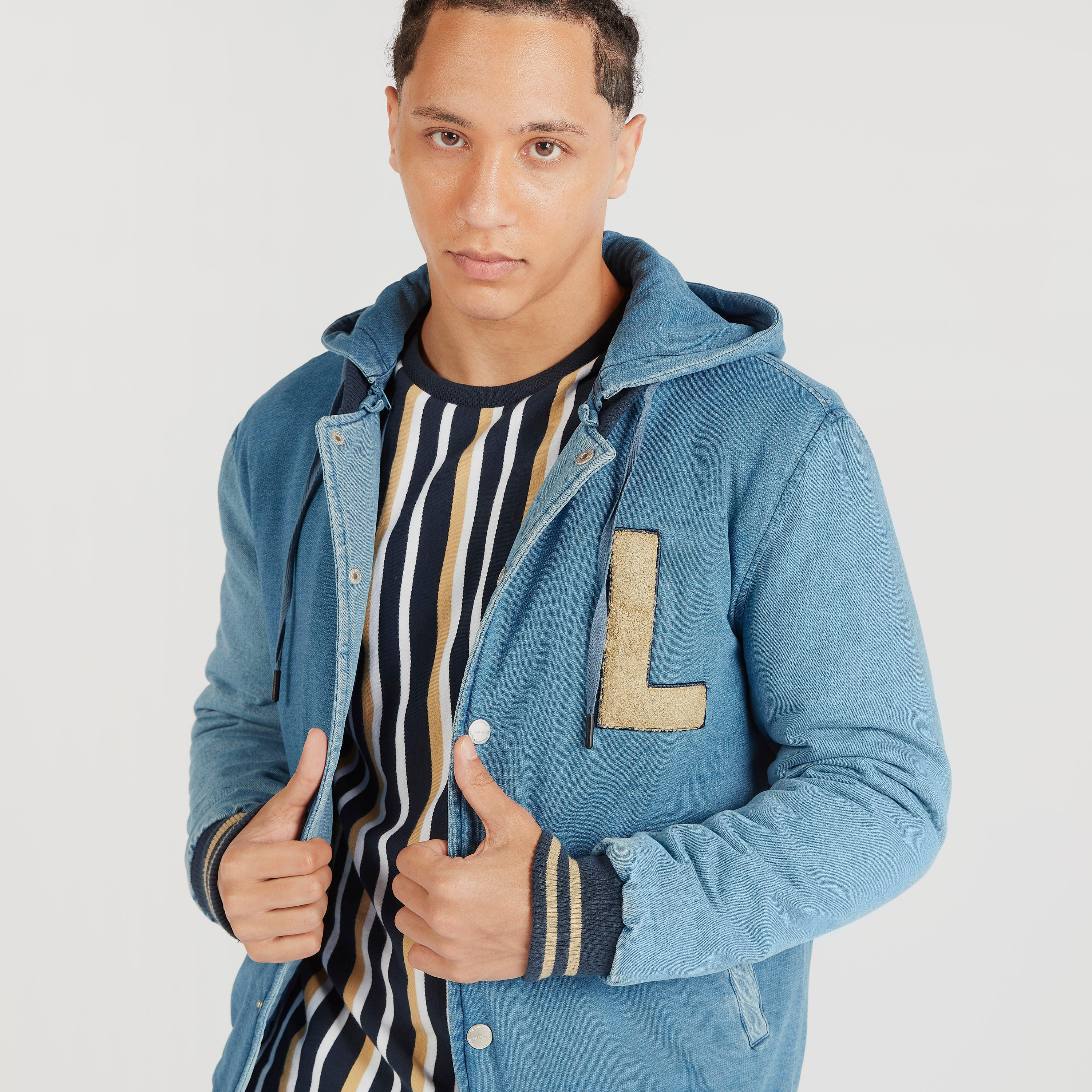 جاكيت بقبعّة وأكمام طويلة وجيوب من لي كوبر-men-clothing-jacketsandblazers-jackets-image-4