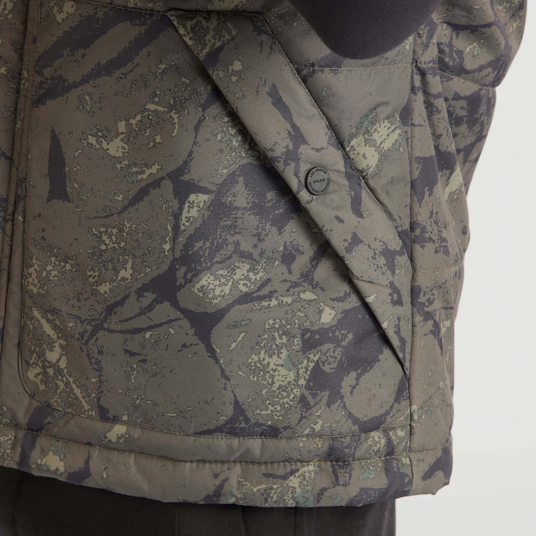 جيليه بسحاب وطبعات وقبعة وجيوب من لي كوبر-men-clothing-jacketsandblazers-jackets-image-7