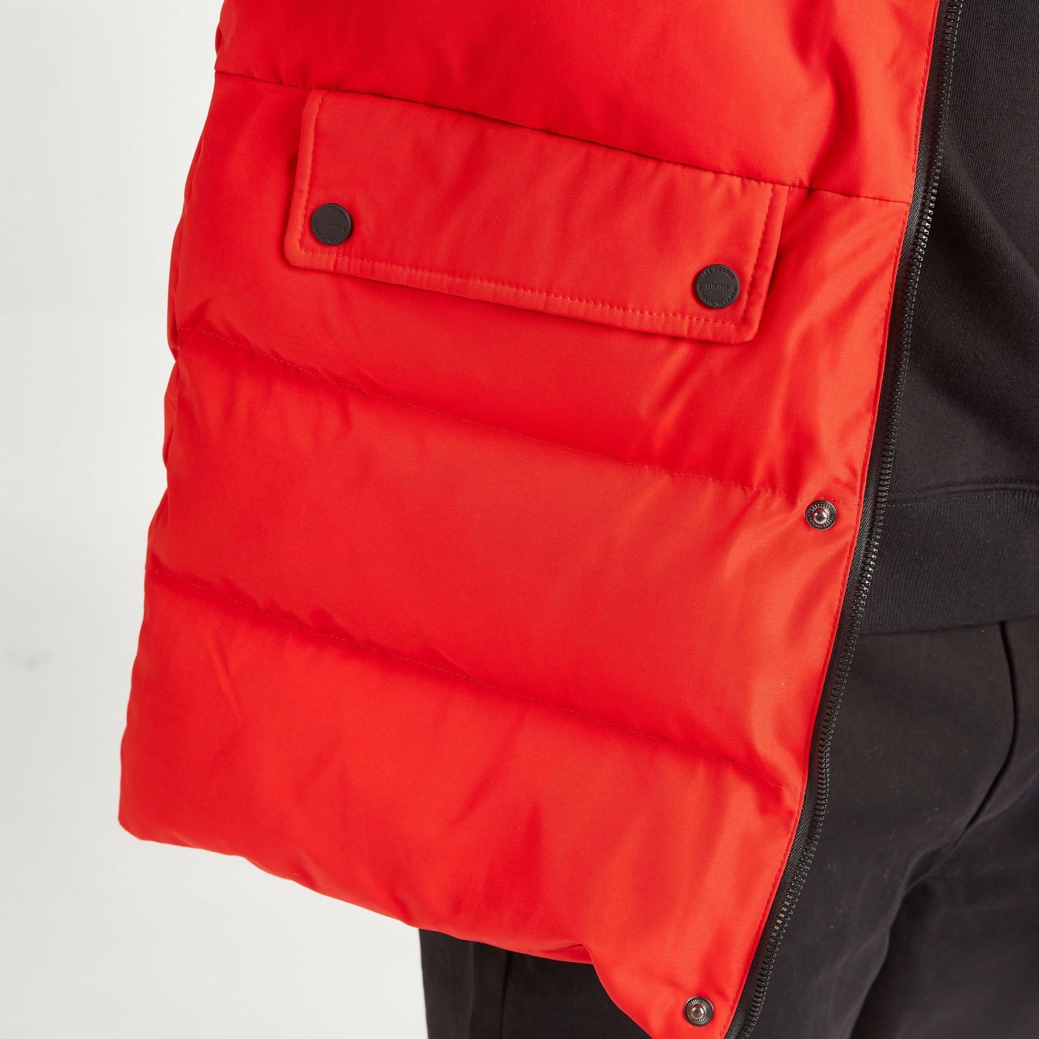 جاكيت مبطن بقبّعة وأكمام طويلة وسحّاب إغلاق-men-clothing-jacketsandblazers-jackets-image-10