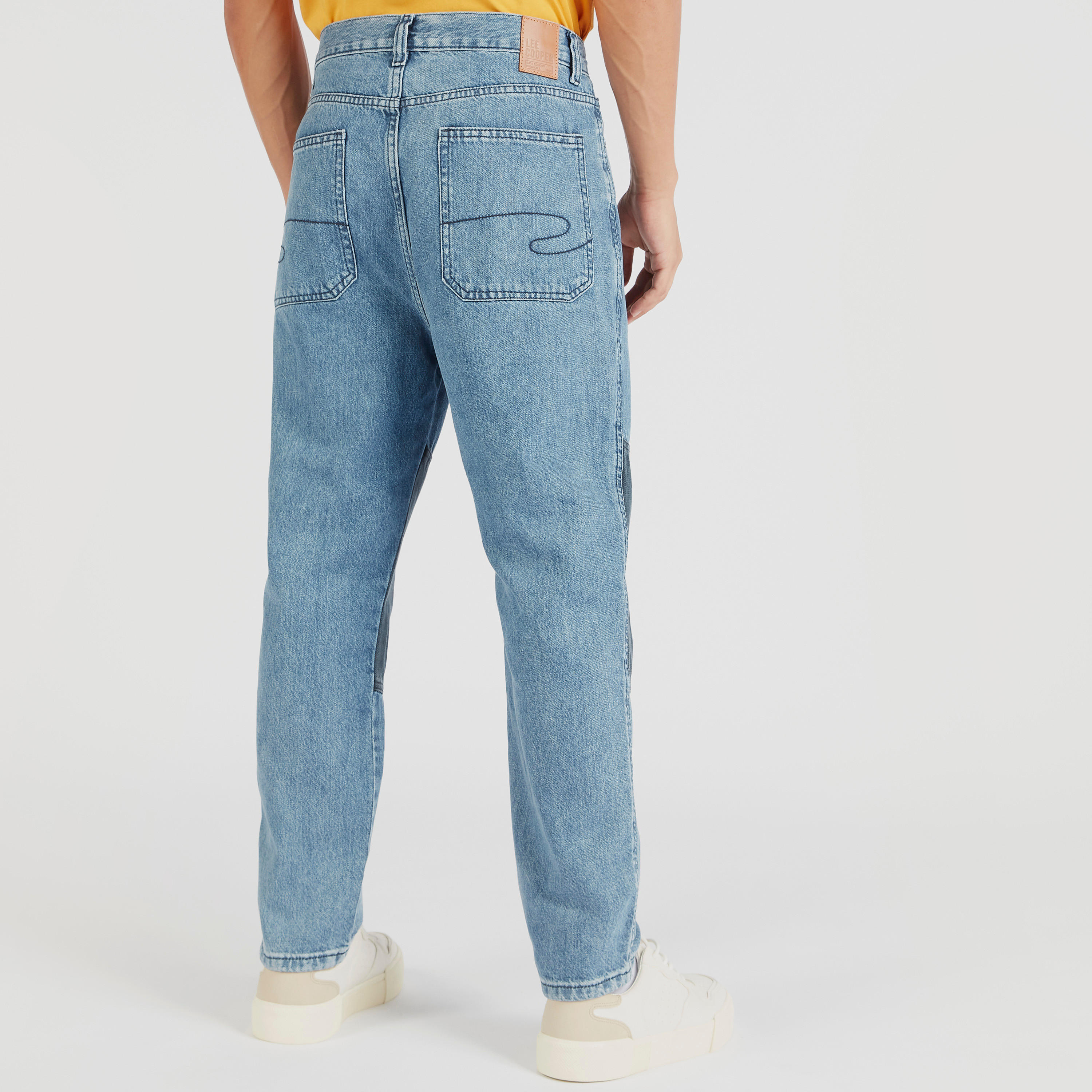 Lee Cooper Mid-Rise Jeans with Button Closure-men-clothing-bottoms-jeans-image-4
