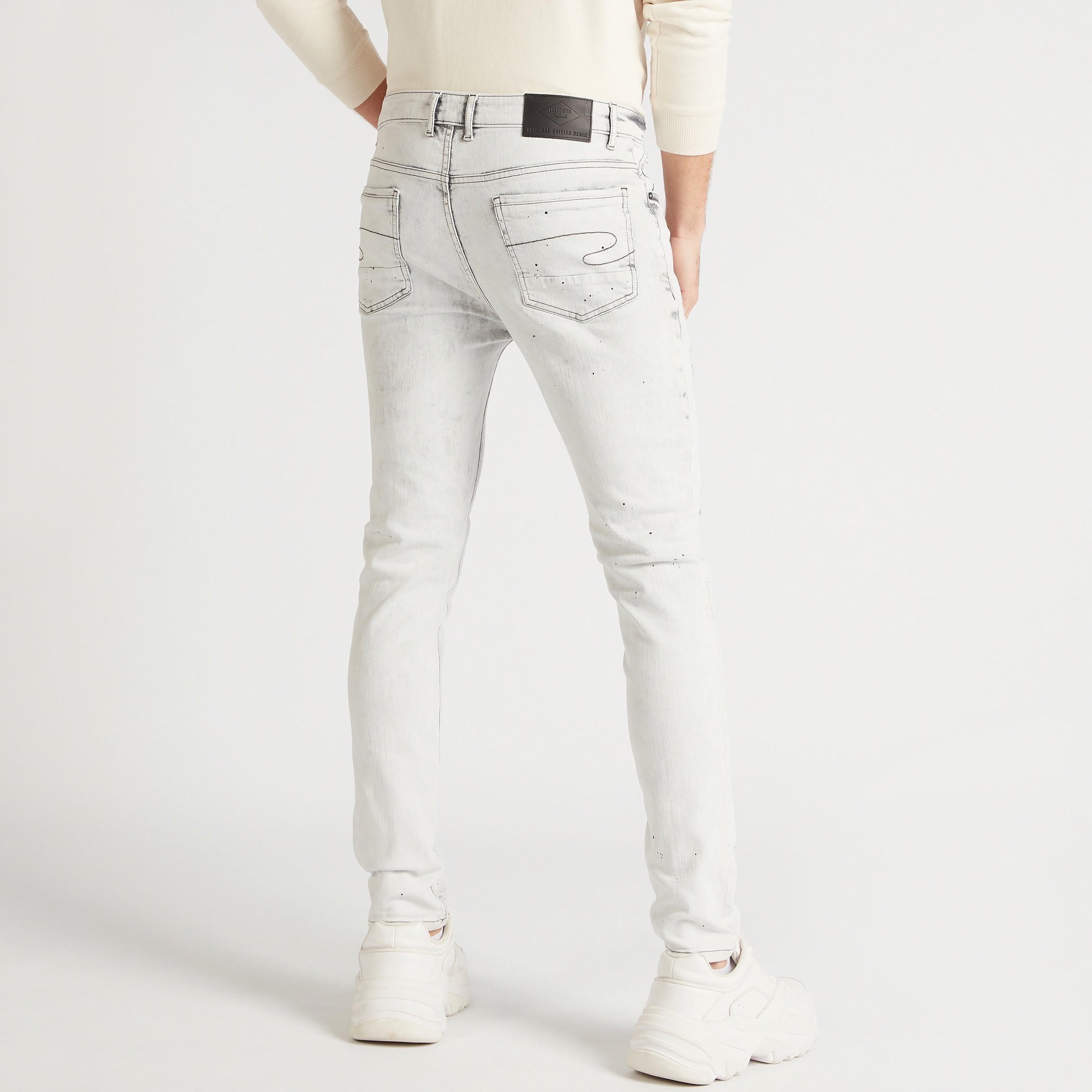 بنطلون جينز دينم مشطوف بزر للإغلاق من لي كوبر-men-clothing-bottoms-jeans-image-3