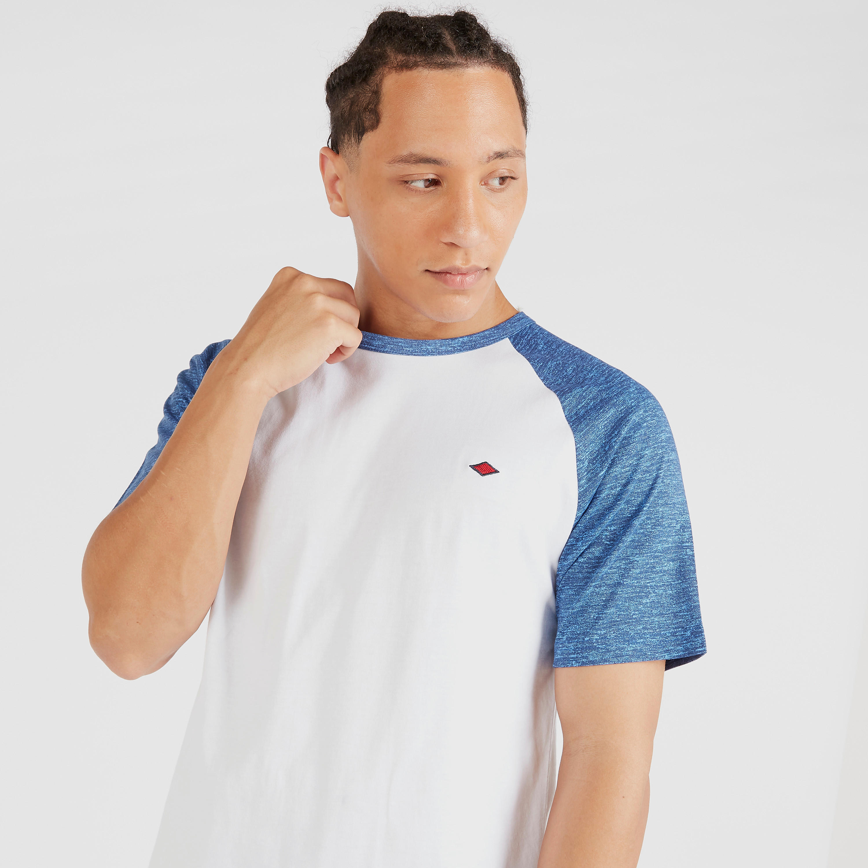 تيشيرت سادة بياقة ضيّقة وأكمام قصيرة من لي كوبر-men-clothing-tshirtsandpolos-tshirts-image-4