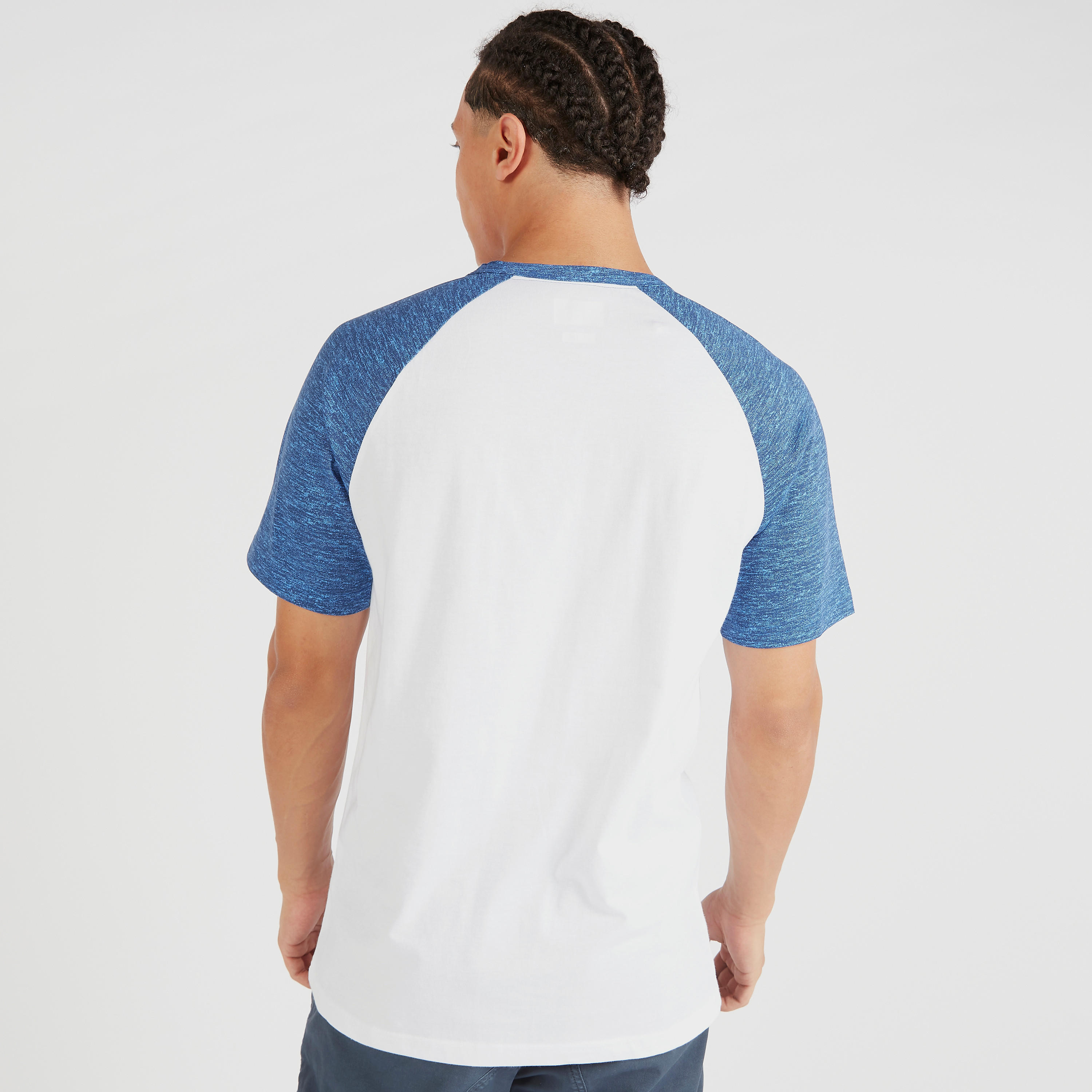 تيشيرت سادة بياقة ضيّقة وأكمام قصيرة من لي كوبر-men-clothing-tshirtsandpolos-tshirts-image-3