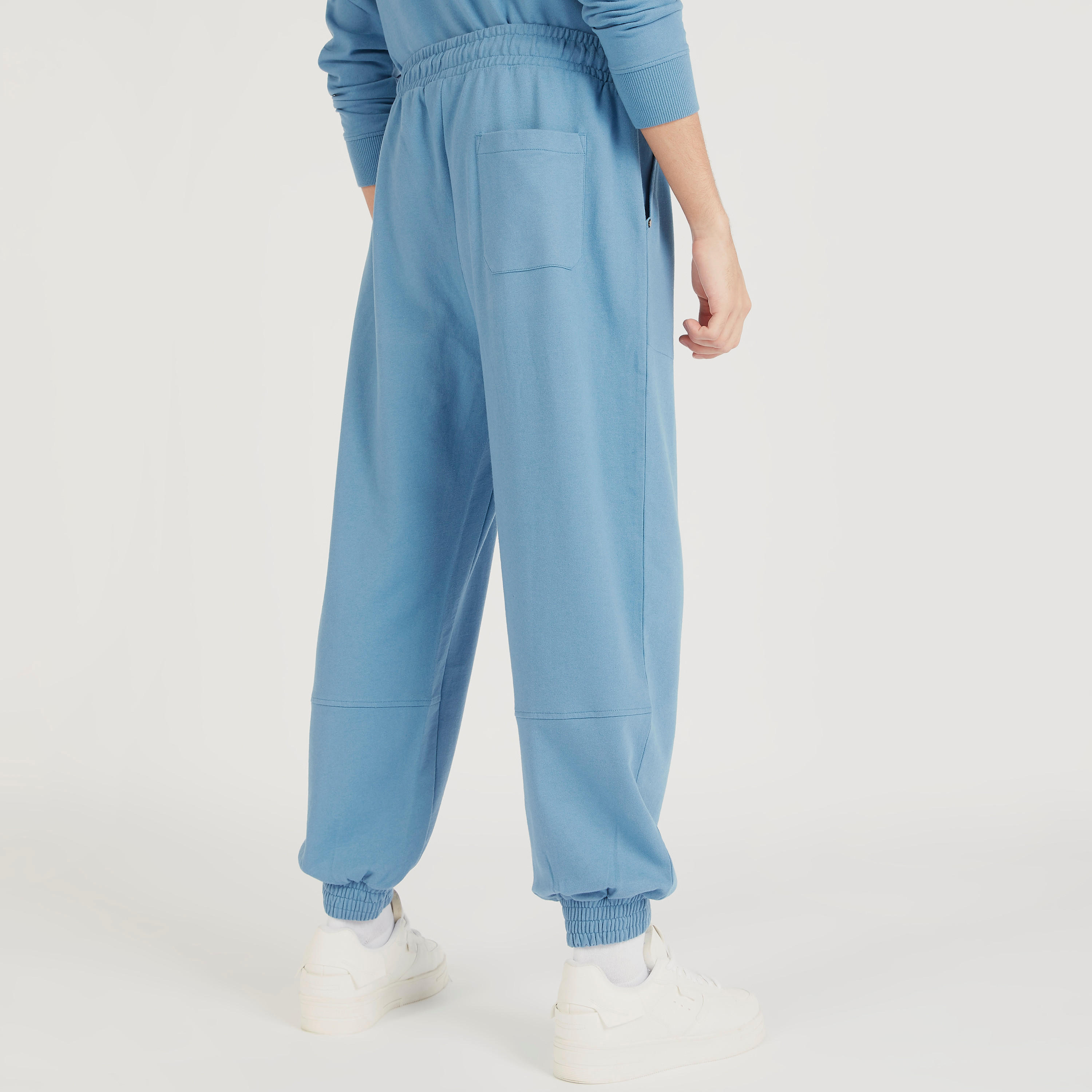 بنطلون رياضي برباط وجيوب من لي كوبر-men-clothing-bottoms-joggers-image-1