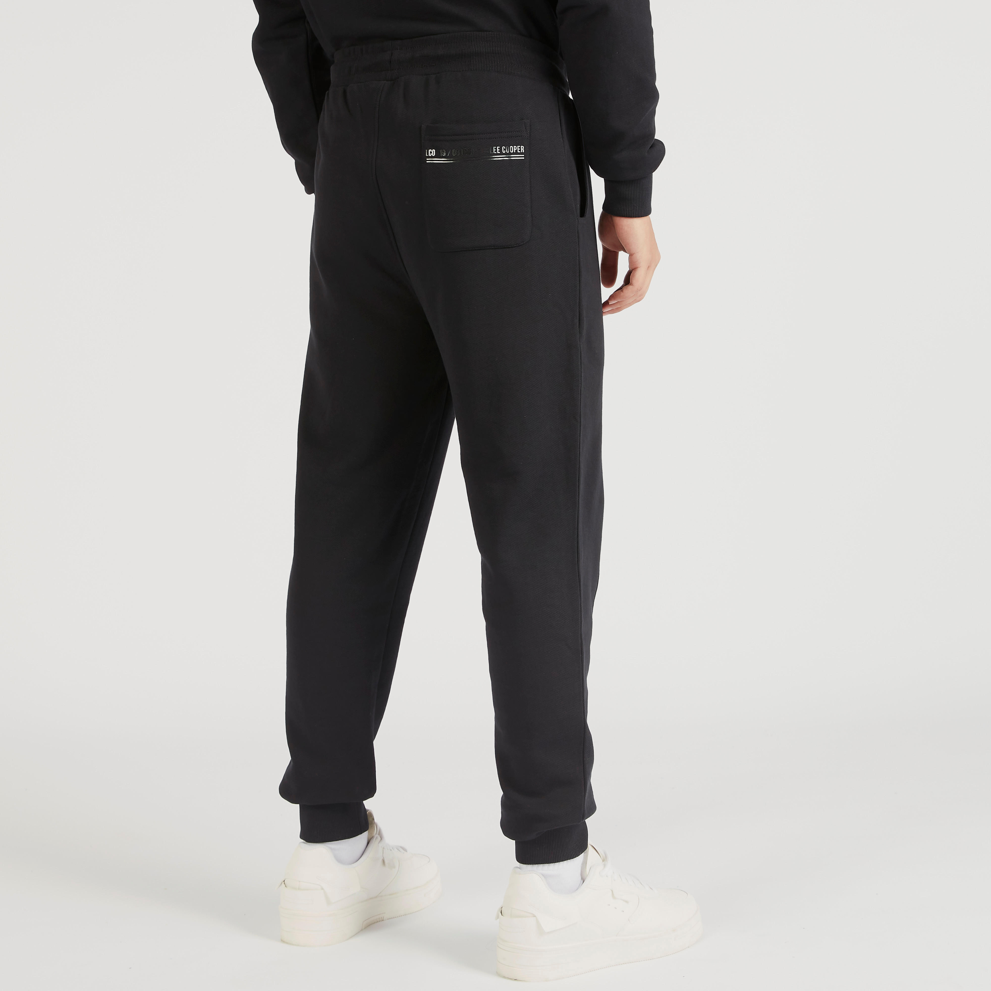 Solid Joggers with Drawstring Closure and Pockets-men-clothing-bottoms-joggers-image-4