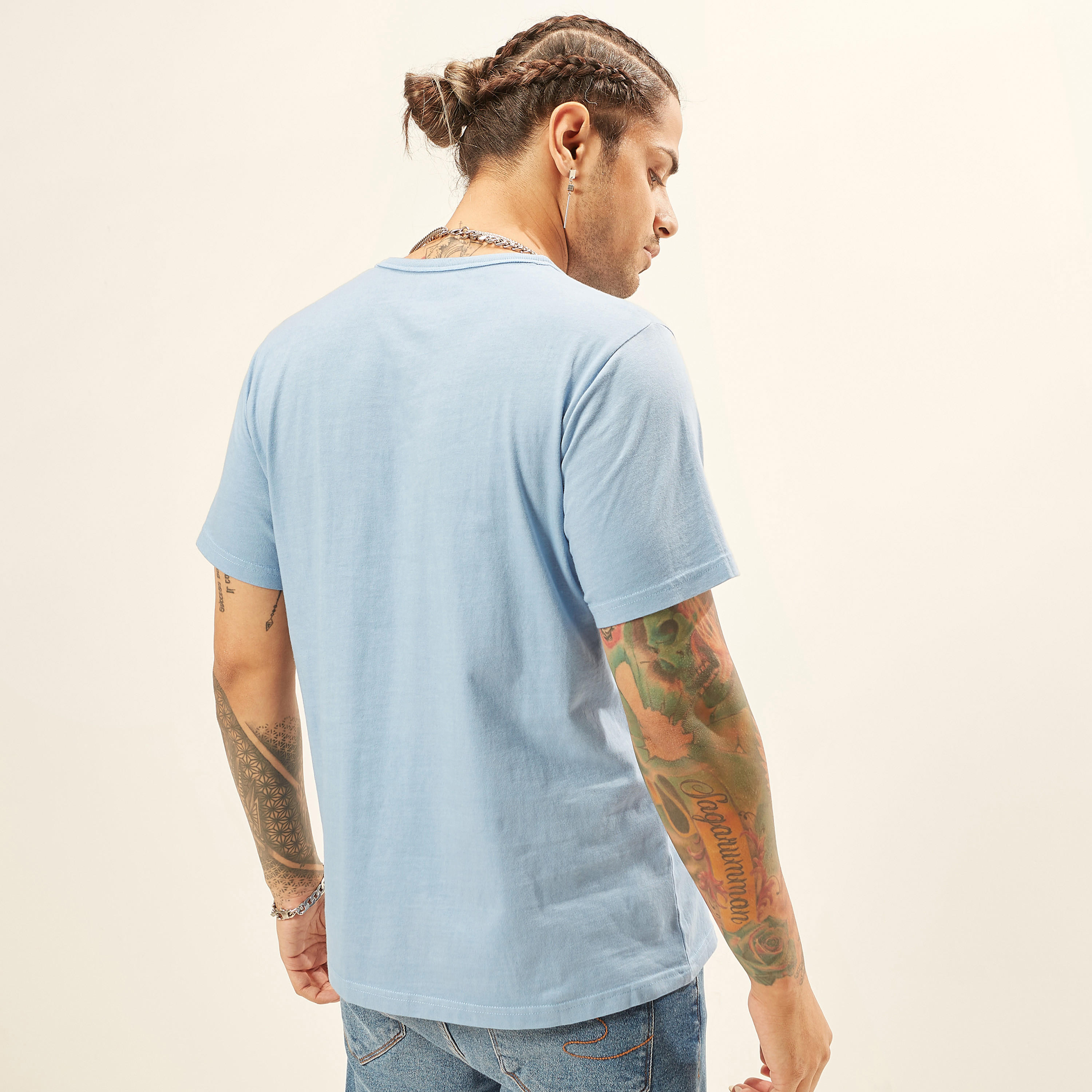 تيشيرت سادة بأكمام قصيرة وياقة ضيقة وجيب من لي كوبر-men-clothing-tshirtsandpolos-tshirts-image-4
