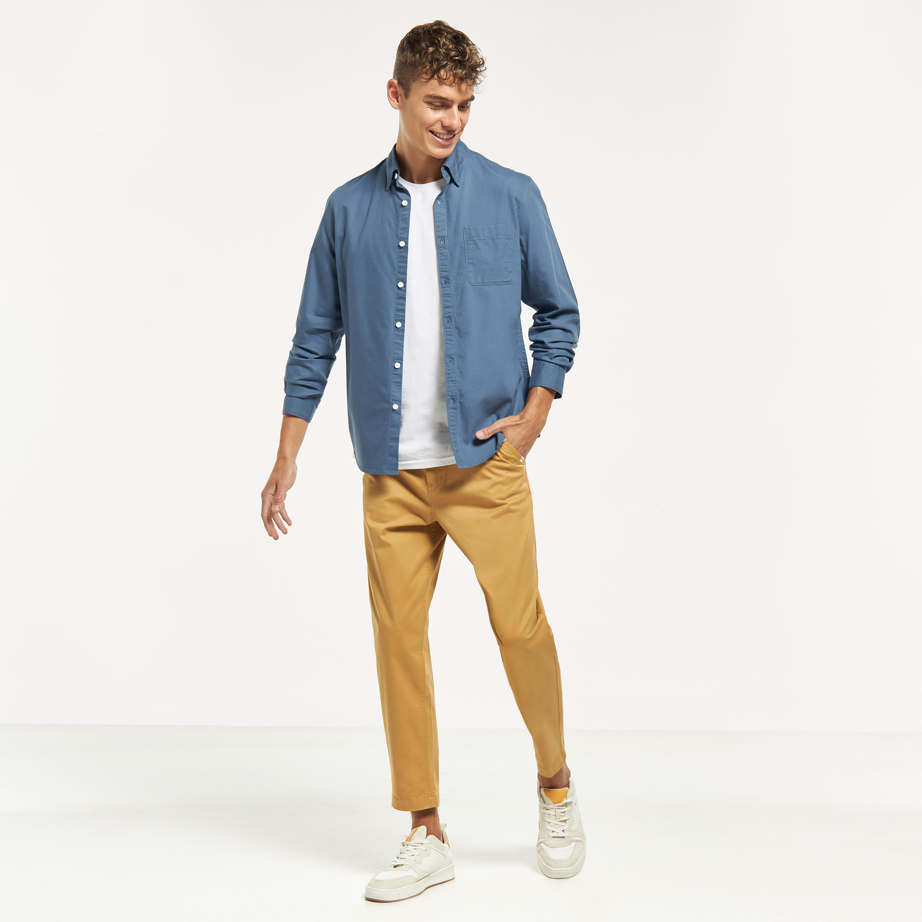 قميص أكسفورد سادة بأكمام طويلة وجيب من لي كوبر-men-clothing-shirts-image-2
