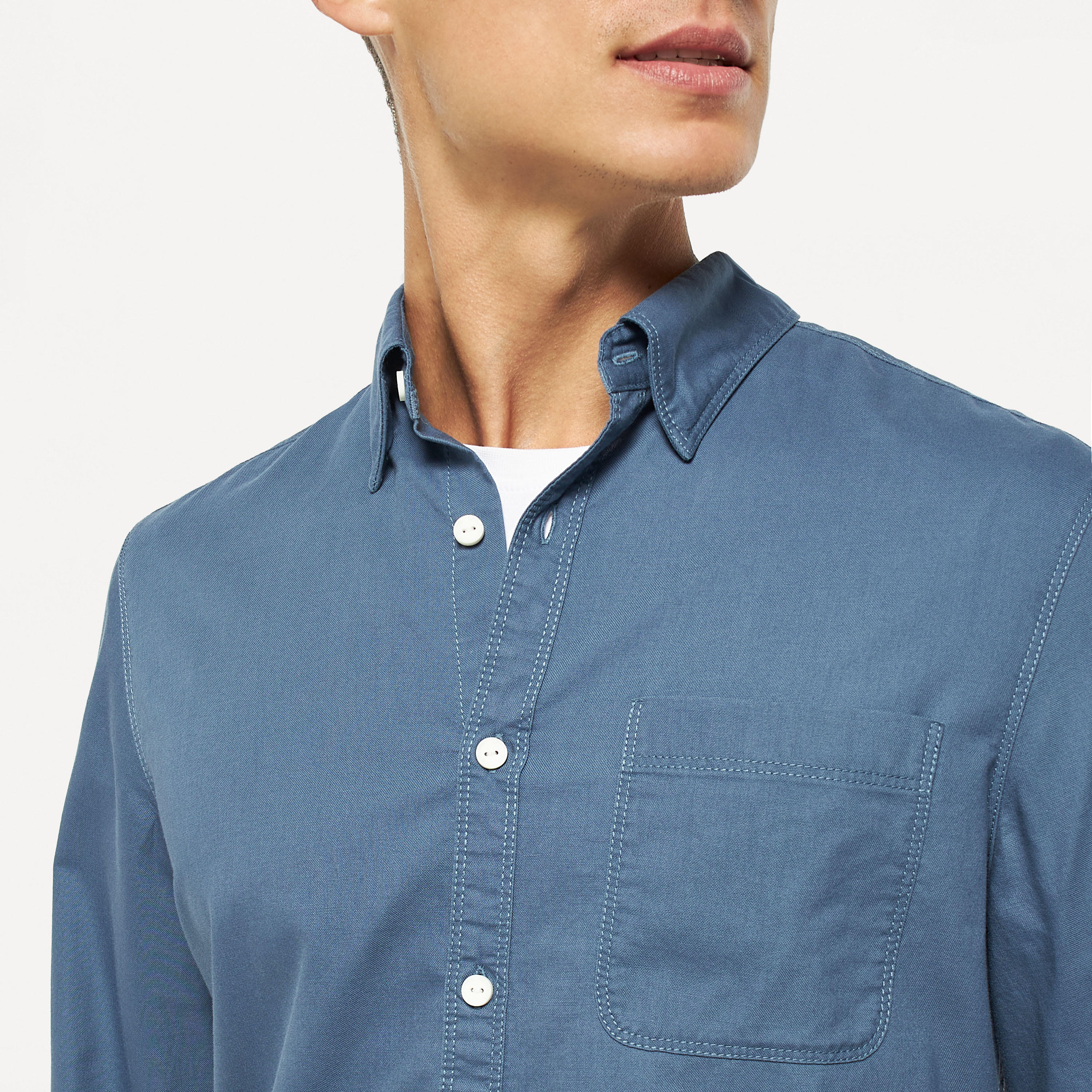 قميص أكسفورد سادة بأكمام طويلة وجيب من لي كوبر-men-clothing-shirts-image-4
