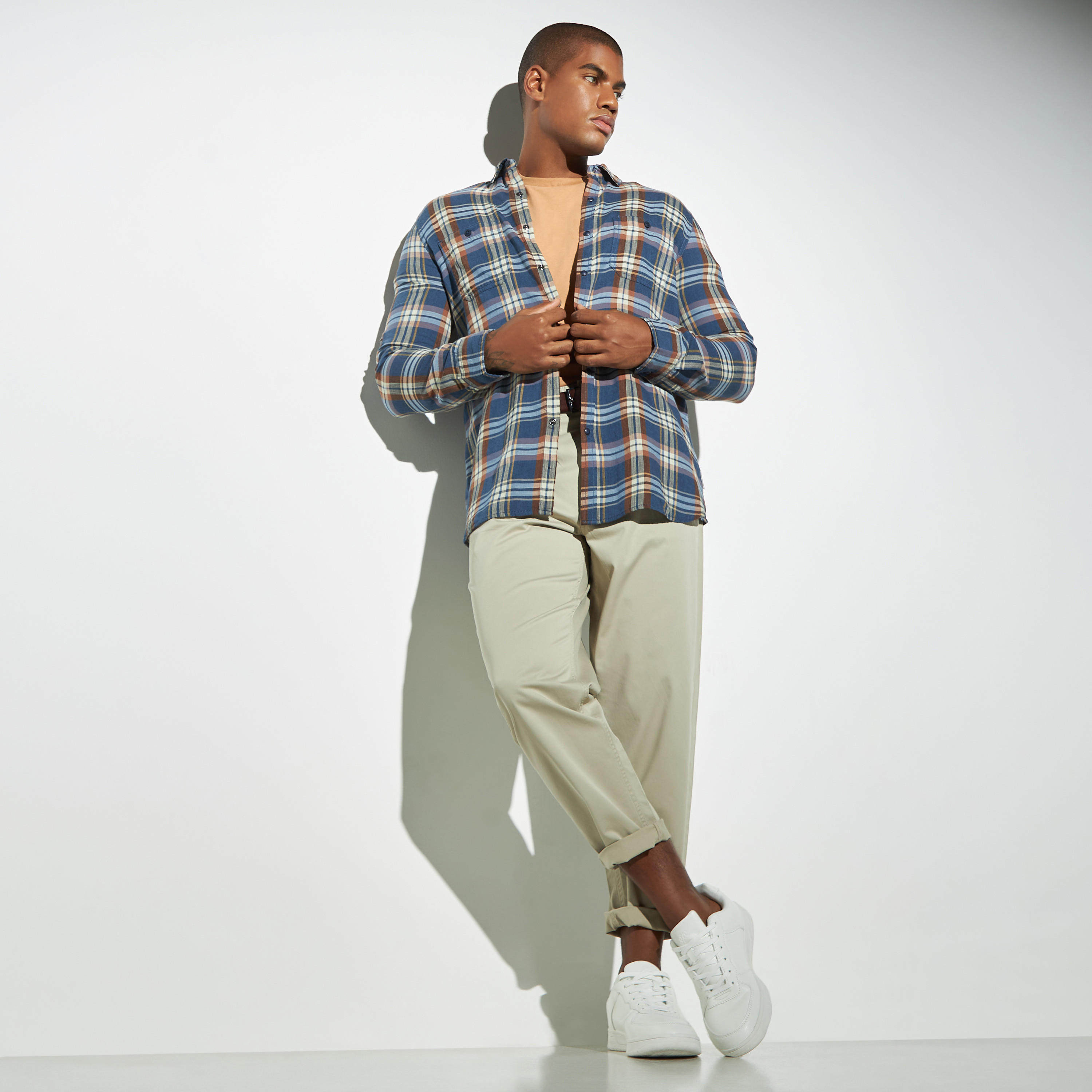 قميص كاروهات بأكمام طويلة وجيوب من لي كوبر-men-clothing-shirts-image-4