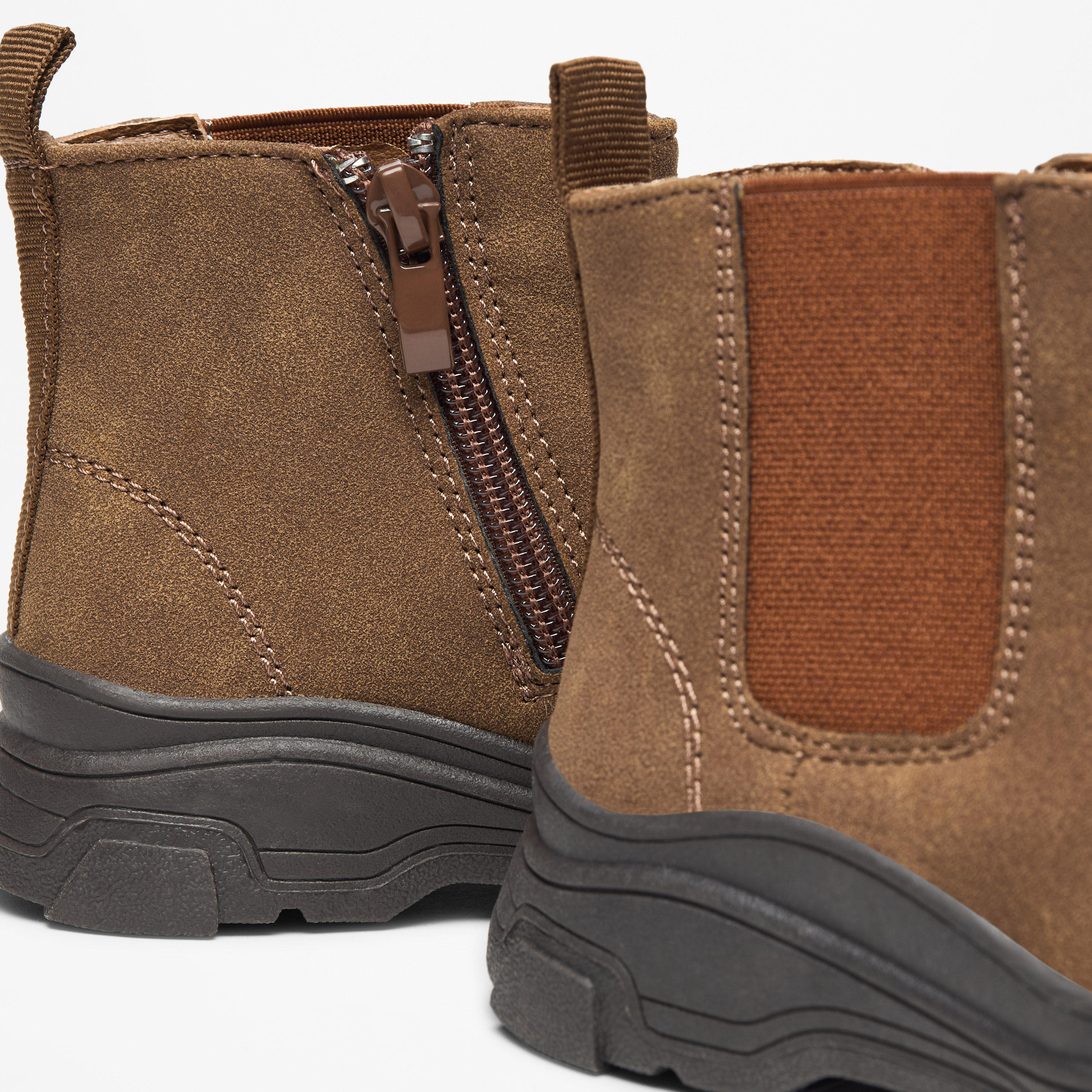 بوت سادة بقصة عالية وسحّاب إغلاق من إل بي إل من شو إكسبرس-boys-shoes-boots-image-5