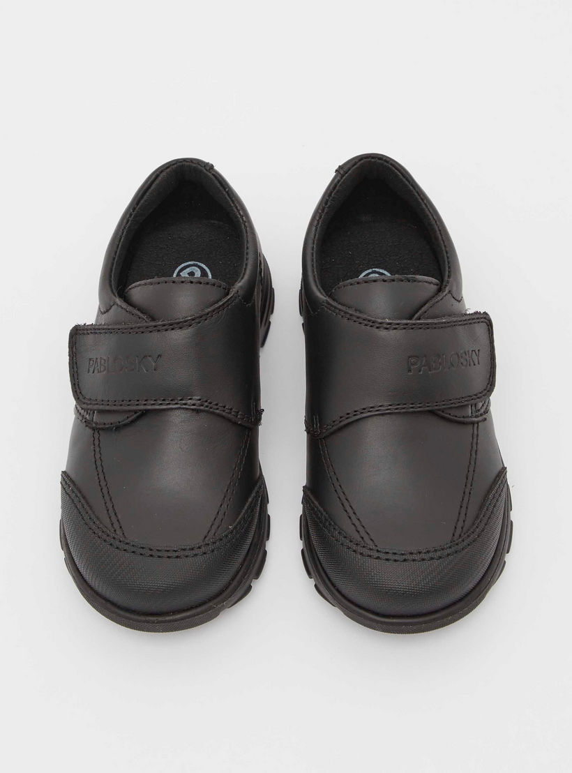 حذاء سنيكرز بشريط إغلاق للأولاد من بابلوسكي-boys-shoes-schoolshoes-image-2