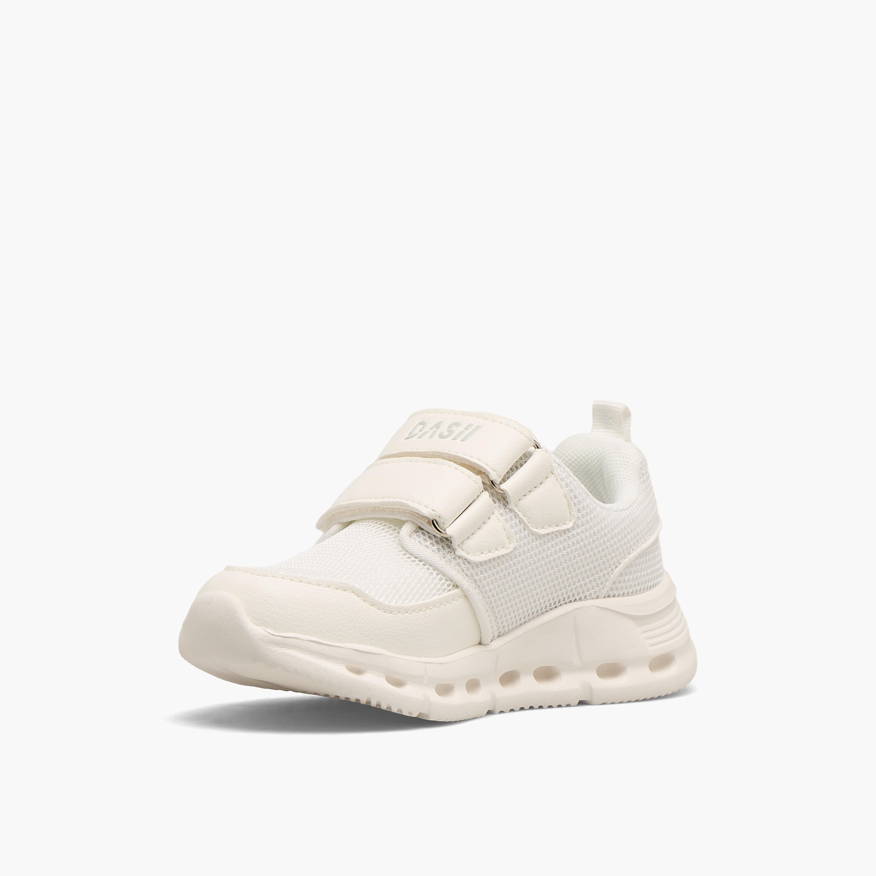حذاء رياضي بشريط إغلاق لاصق للأولاد من داش-boys-shoes-sneakers-image-4