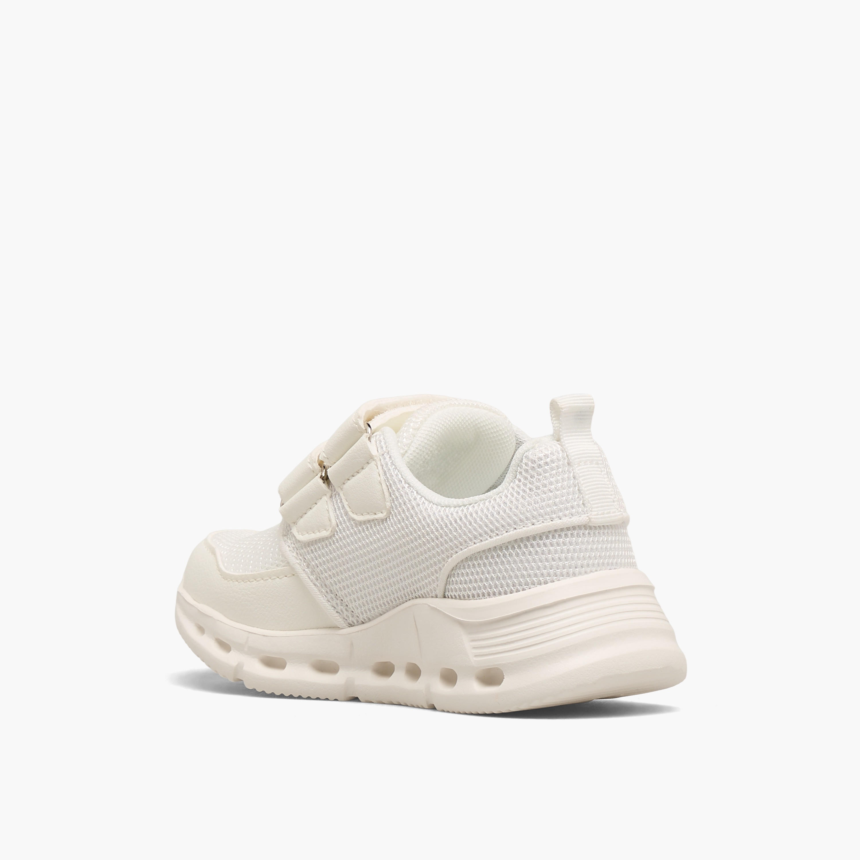 حذاء رياضي بشريط إغلاق لاصق للأولاد من داش-boys-shoes-sneakers-image-6