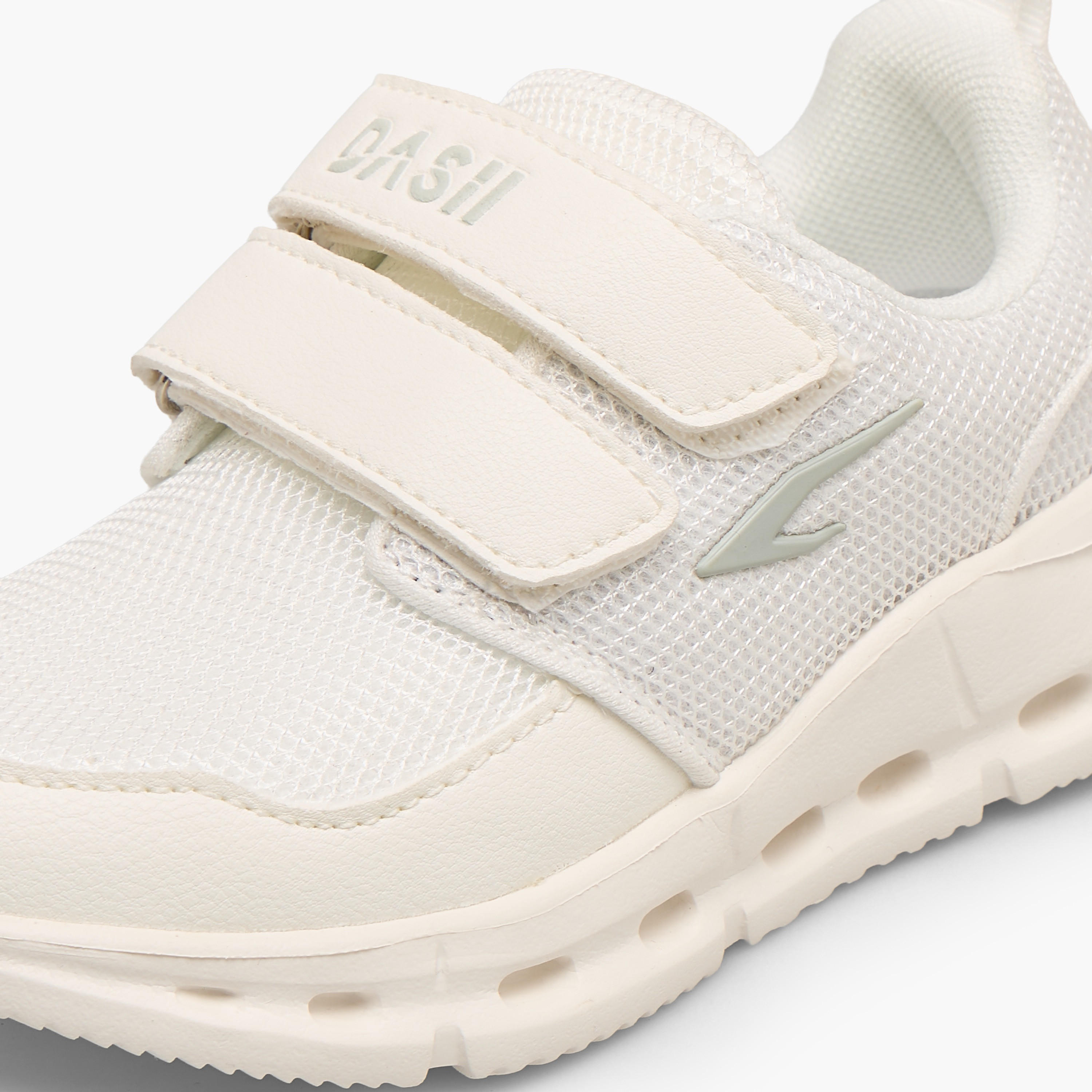 حذاء رياضي بشريط إغلاق لاصق للأولاد من داش-boys-shoes-sneakers-image-7