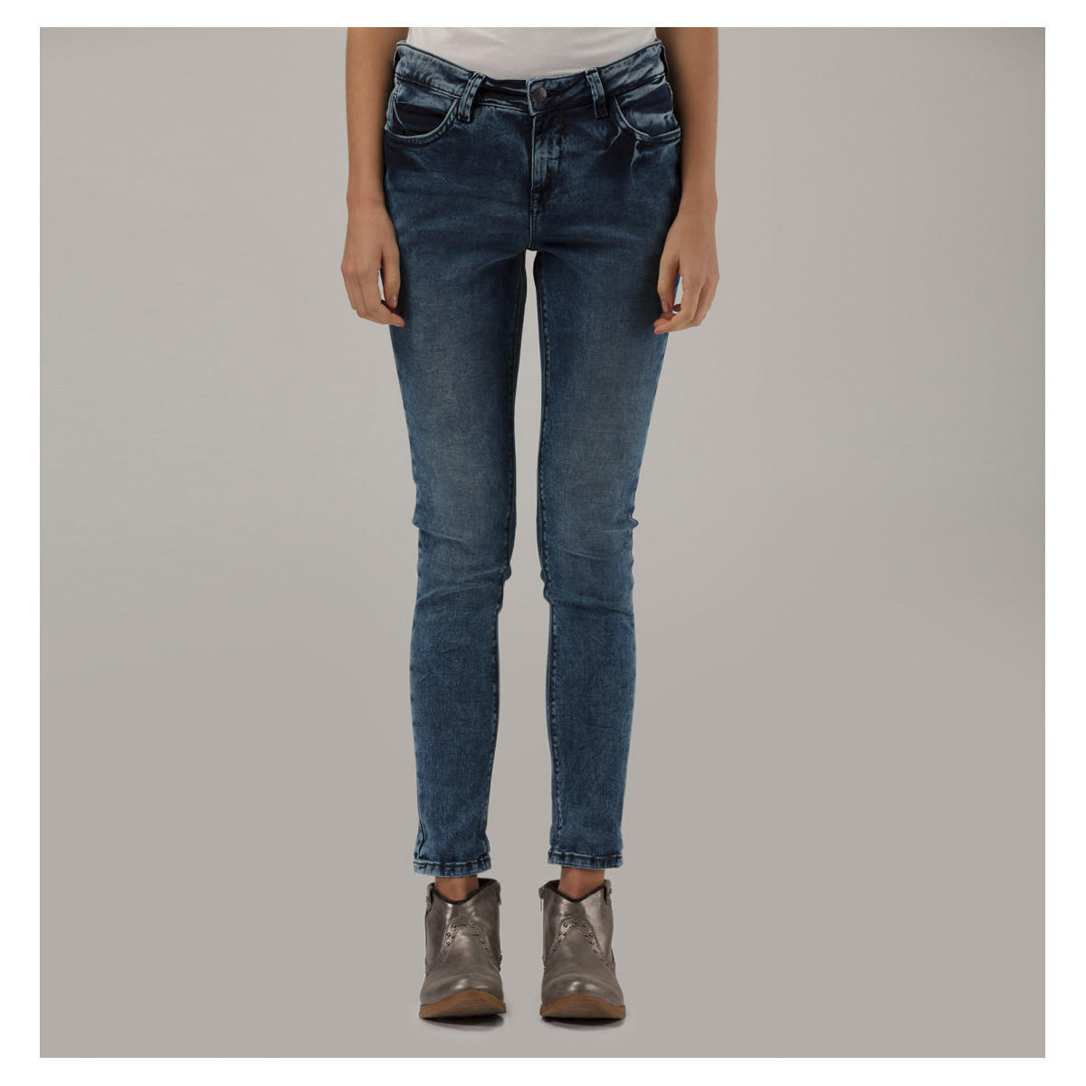 Acid Wash Denims-women-clothing-bottoms-jeans-image-1
