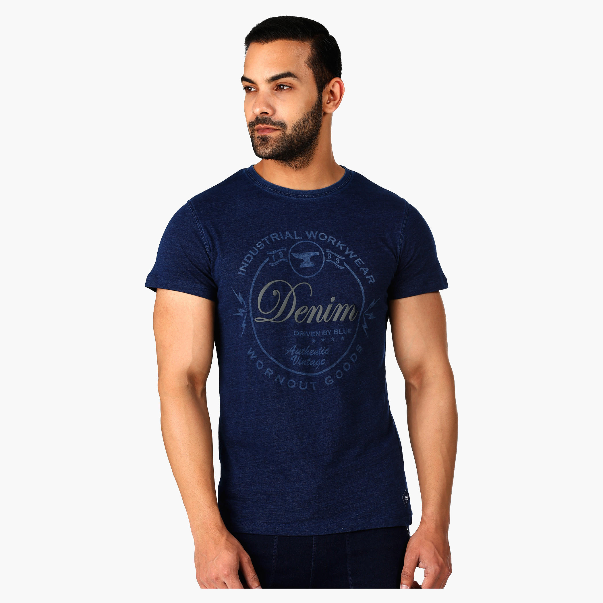 Printed Round Neck T-Shirt with Short Sleeves in Regular Fit-men-clothing-tshirtsandpolos-tshirts-image-1