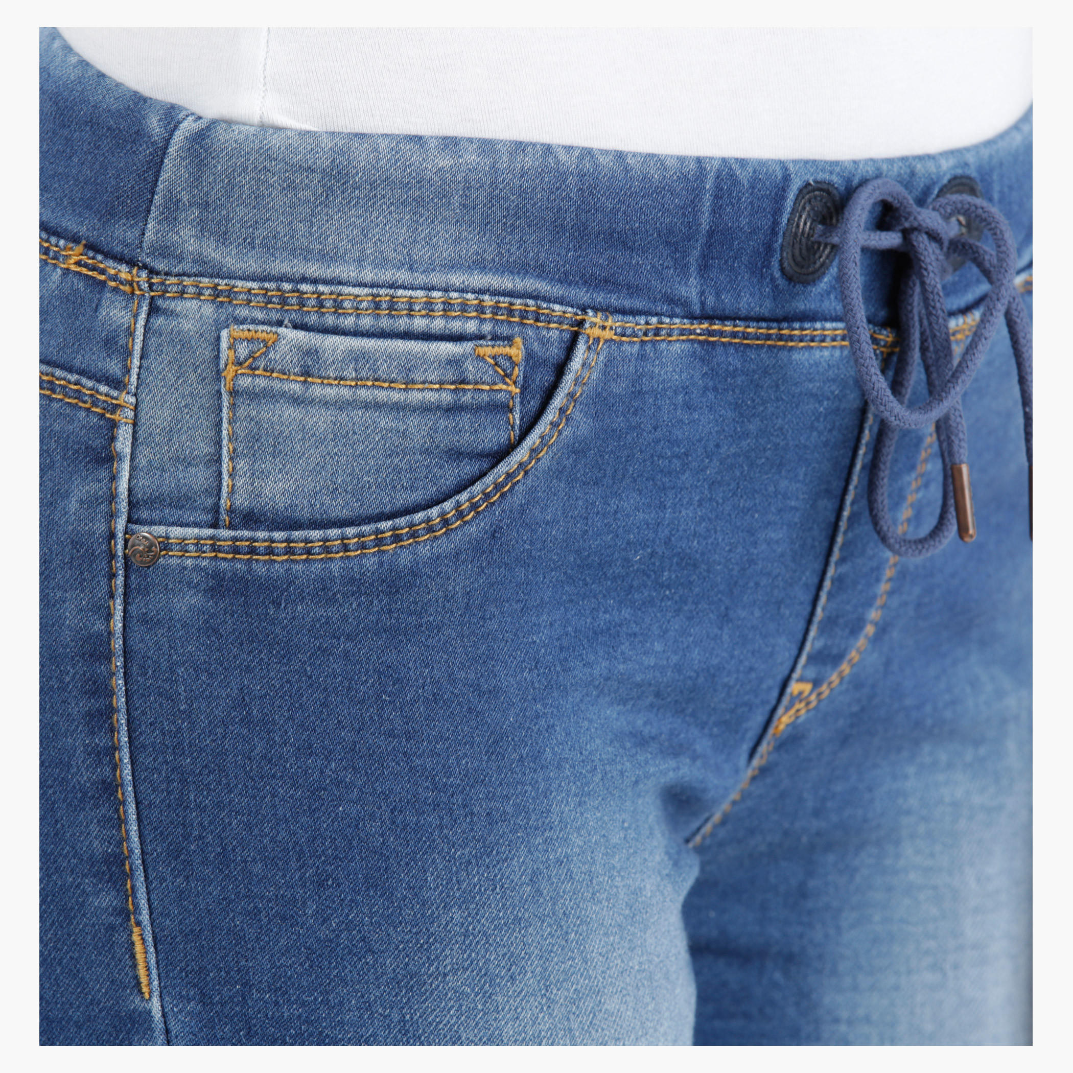 Low Rise Jeans in Slim Fit-women-clothing-bottoms-jeans-image-4