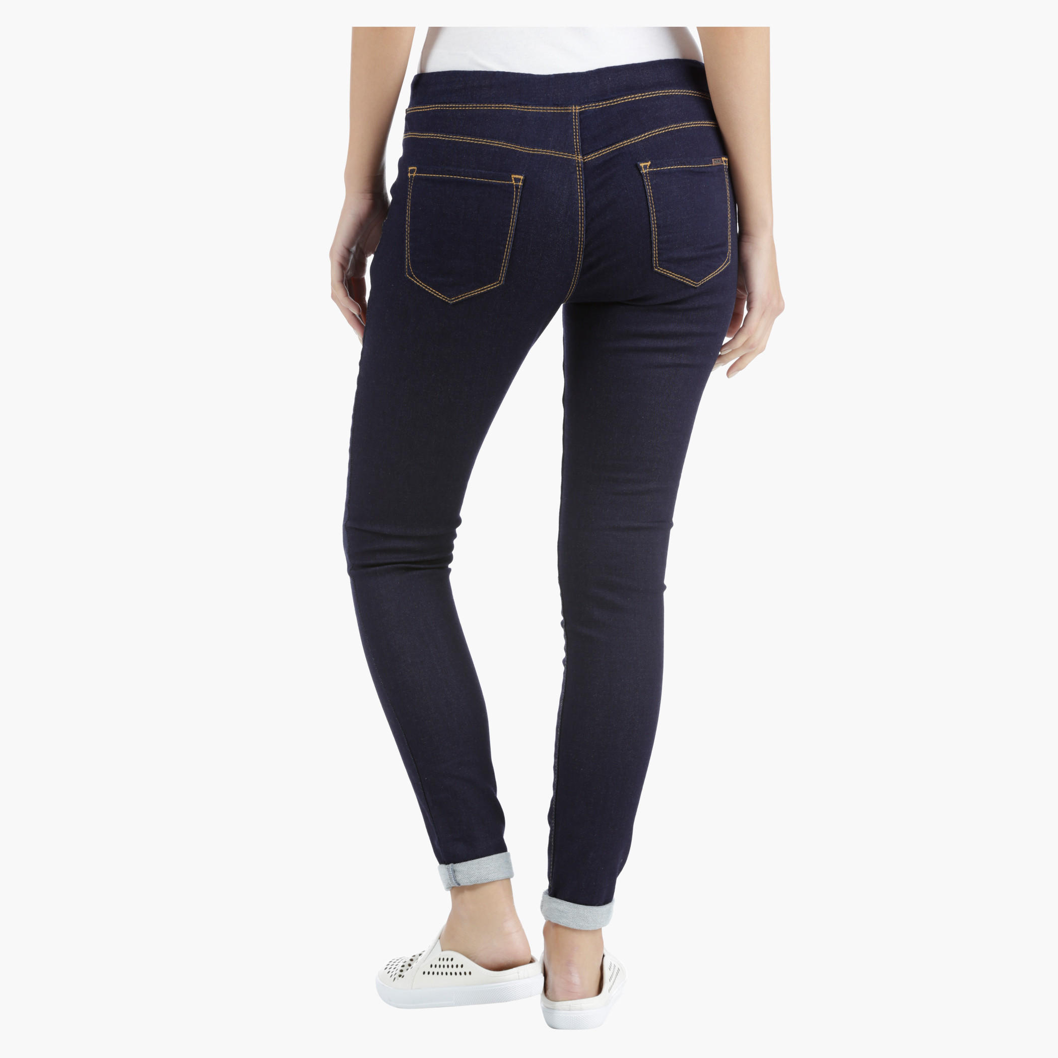 Low Rise Jeans in Slim Fit-women-clothing-bottoms-jeans-image-7