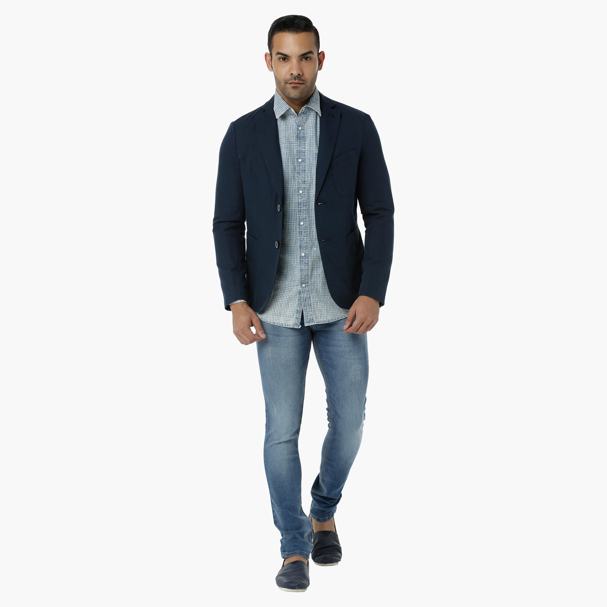 Low Rise Jeans in Slim Fit-men-clothing-bottoms-jeans-image-5