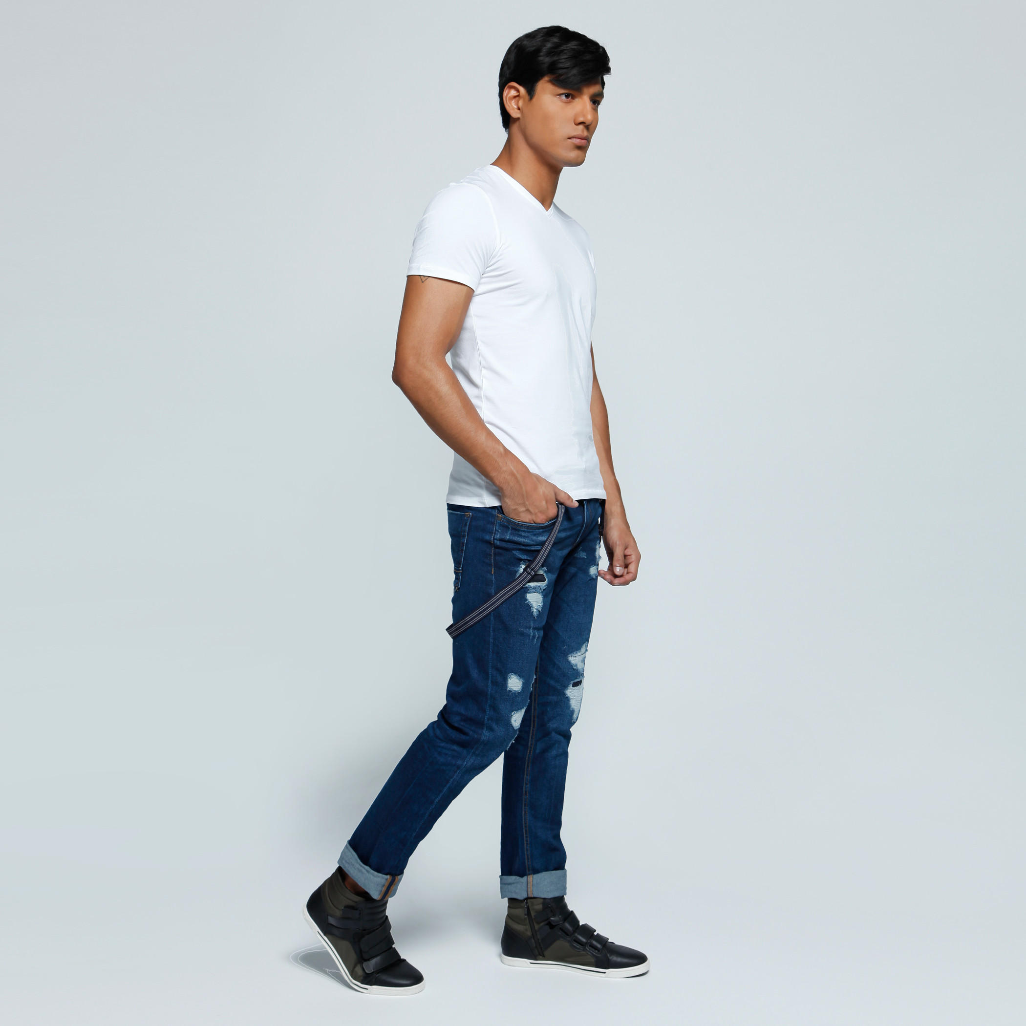 Denim Pants in Slim Fit-men-clothing-bottoms-jeans-image-5
