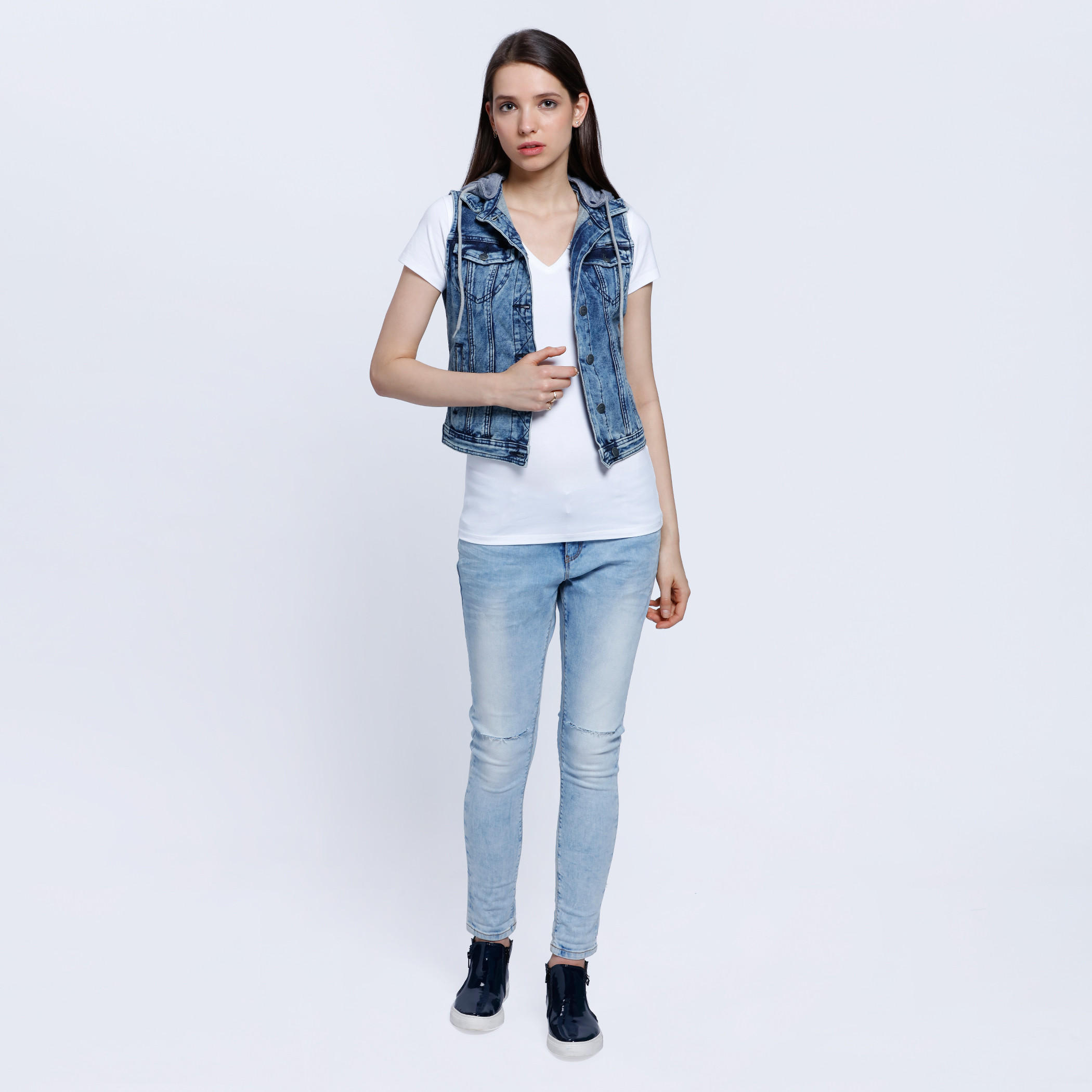 Denim Jacket with Hood-women-winterwear-coatsandjackets-jackets-image-1