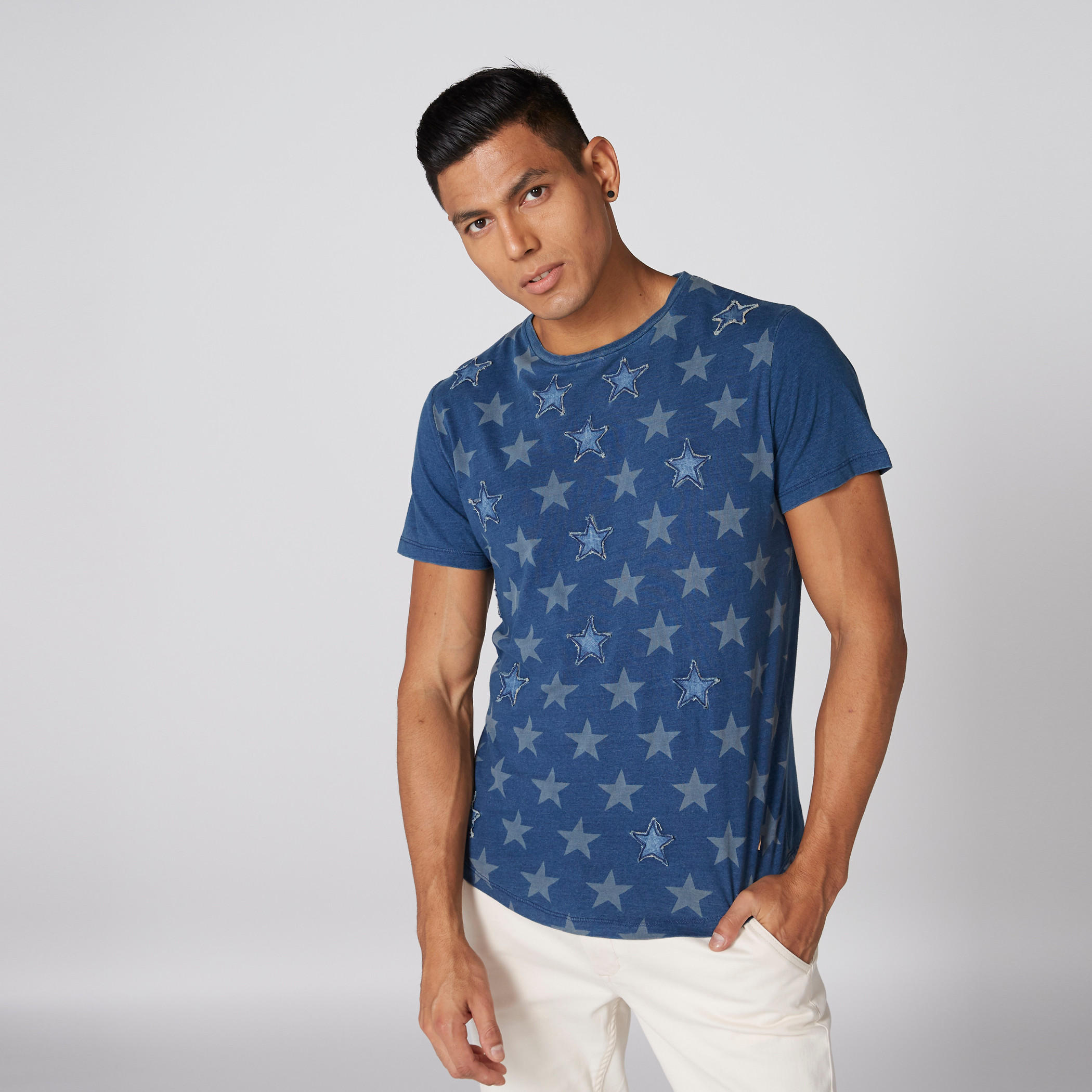 تيشيرت بياقة ضيّقة وأكمام قصيرة وطبعات-men-clothing-tshirtsandpolos-tshirts-image-1