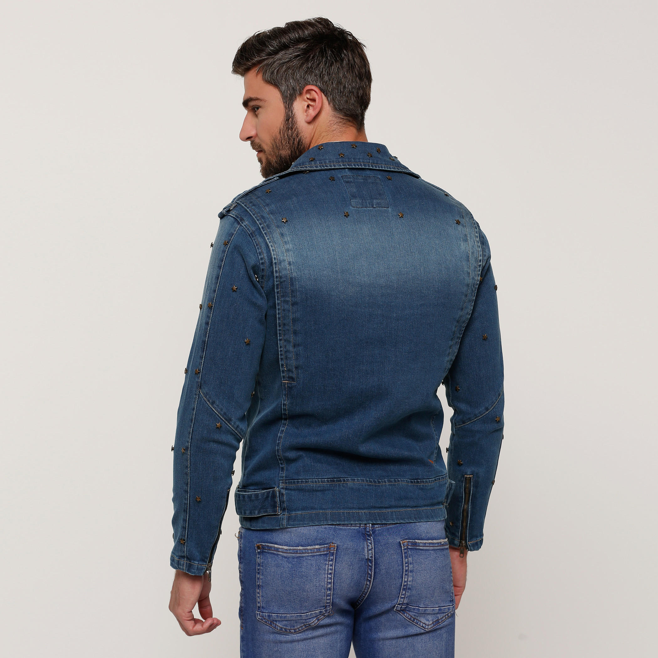 جاكيت من الدينم مزخرف بأكمام طويلة وسحّاب إغلاق-men-clothing-jacketsandblazers-jackets-image-2