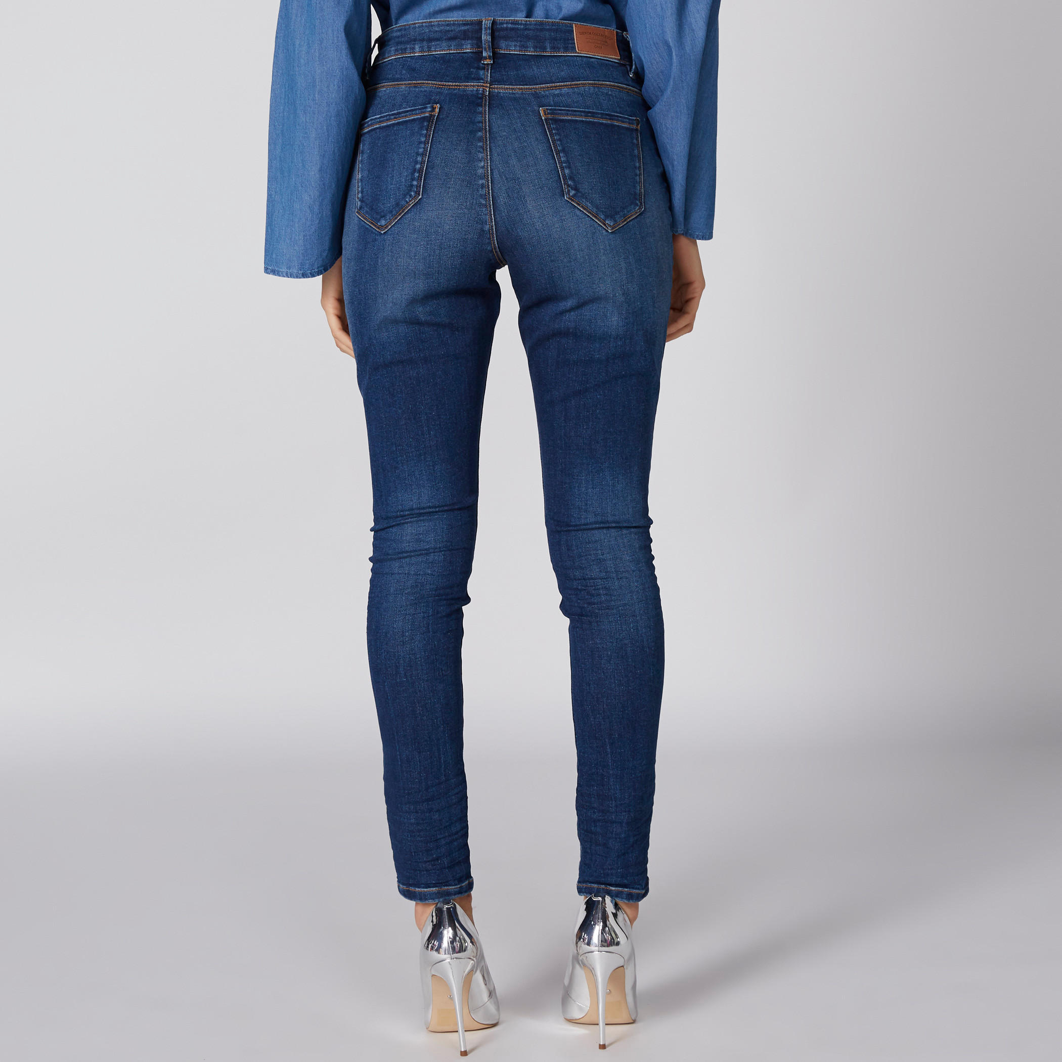 بنطال جينز طويل بزر إغلاق وجيوب-women-clothing-bottoms-jeans-image-5