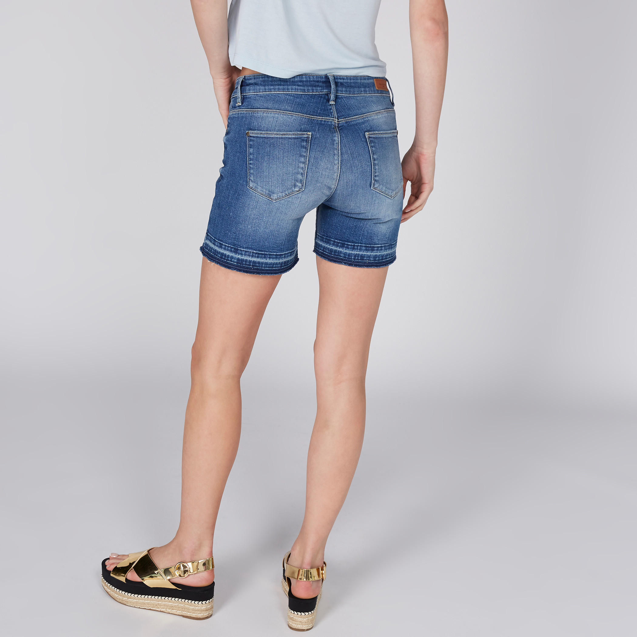 شورت من الدينم بزر إغلاق وجيوب-women-clothing-bottoms-shorts-image-5