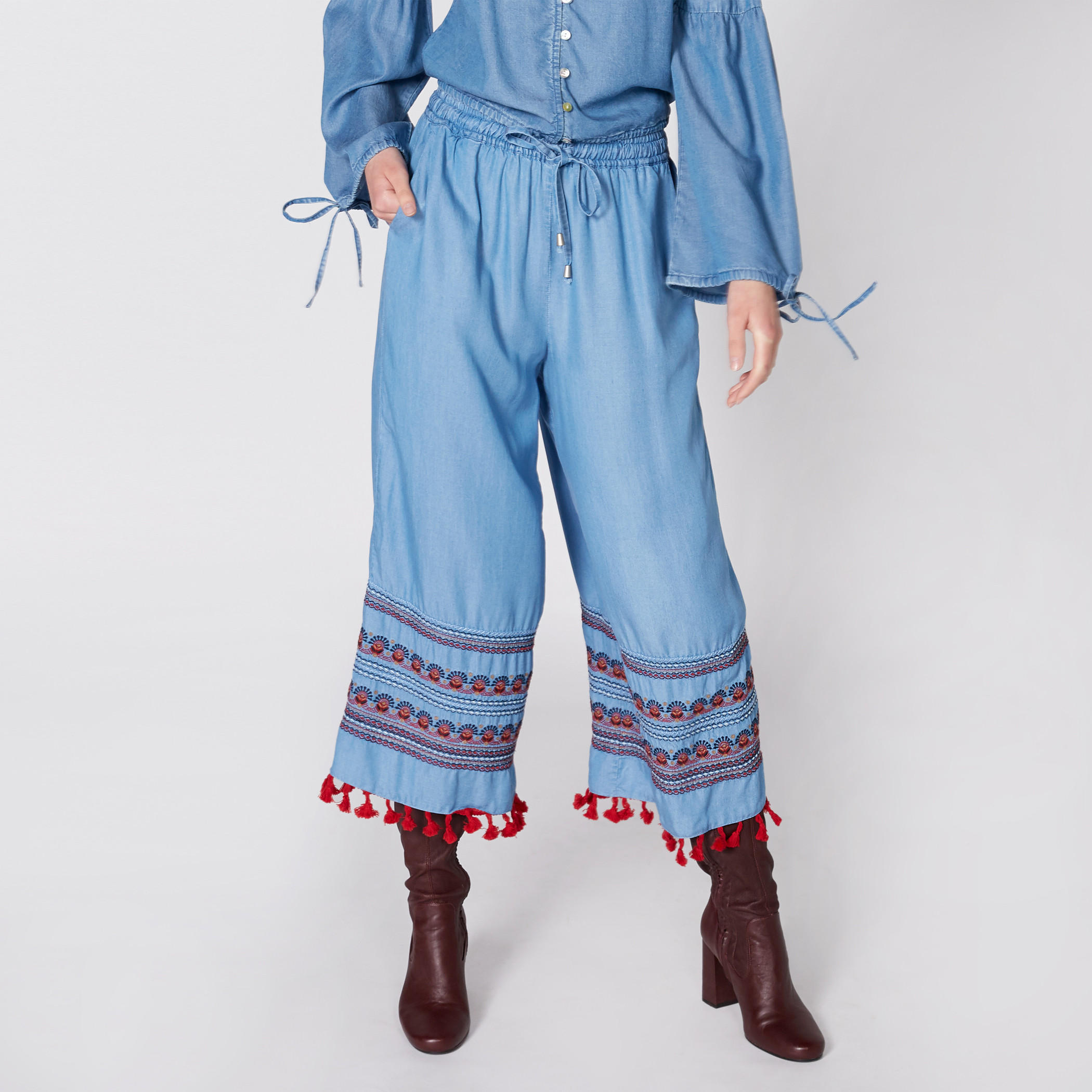 بنطال واسع الساقين بخصر مطّاطي ورباط-women-clothing-bottoms-trousers-image-1