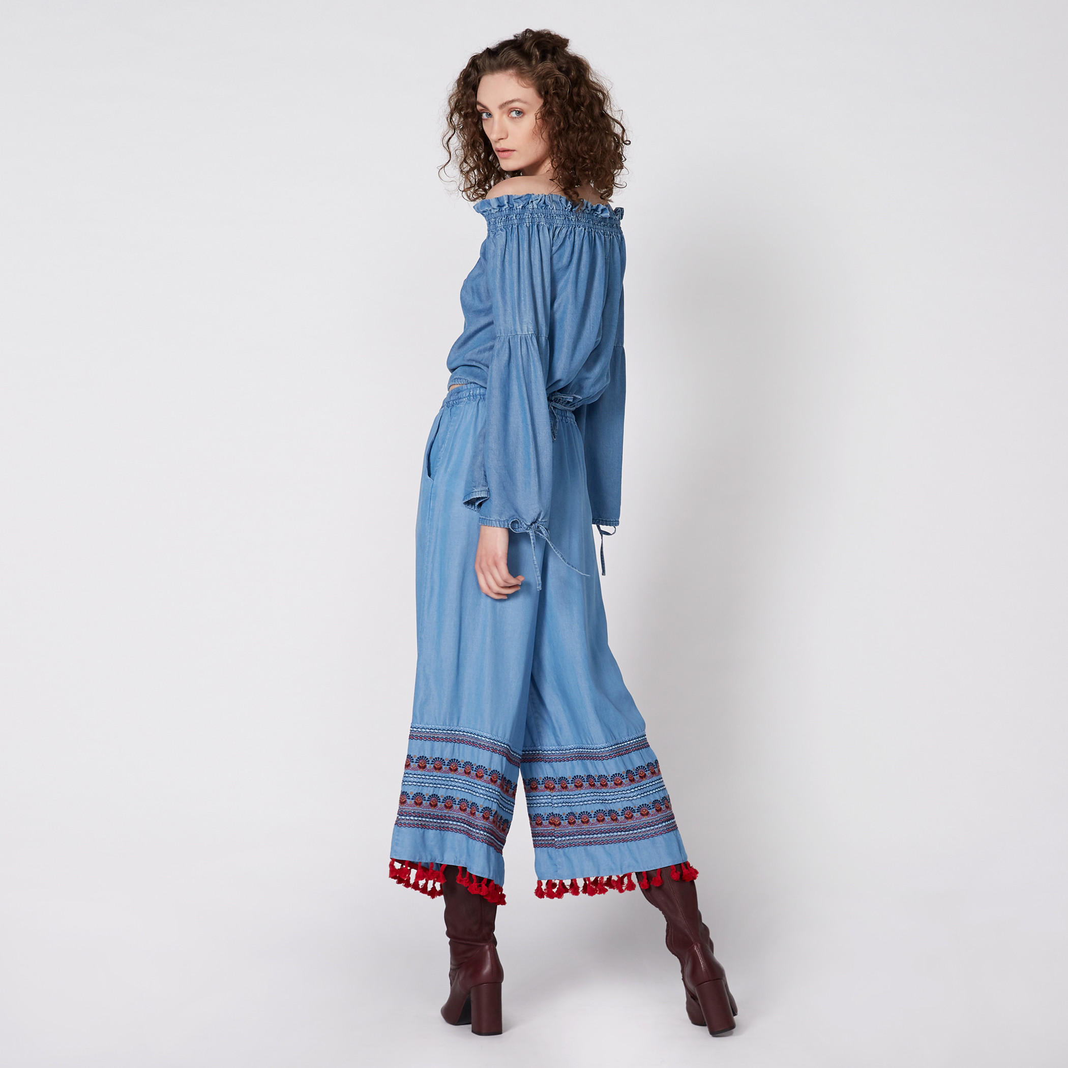بنطال واسع الساقين بخصر مطّاطي ورباط-women-clothing-bottoms-trousers-image-4